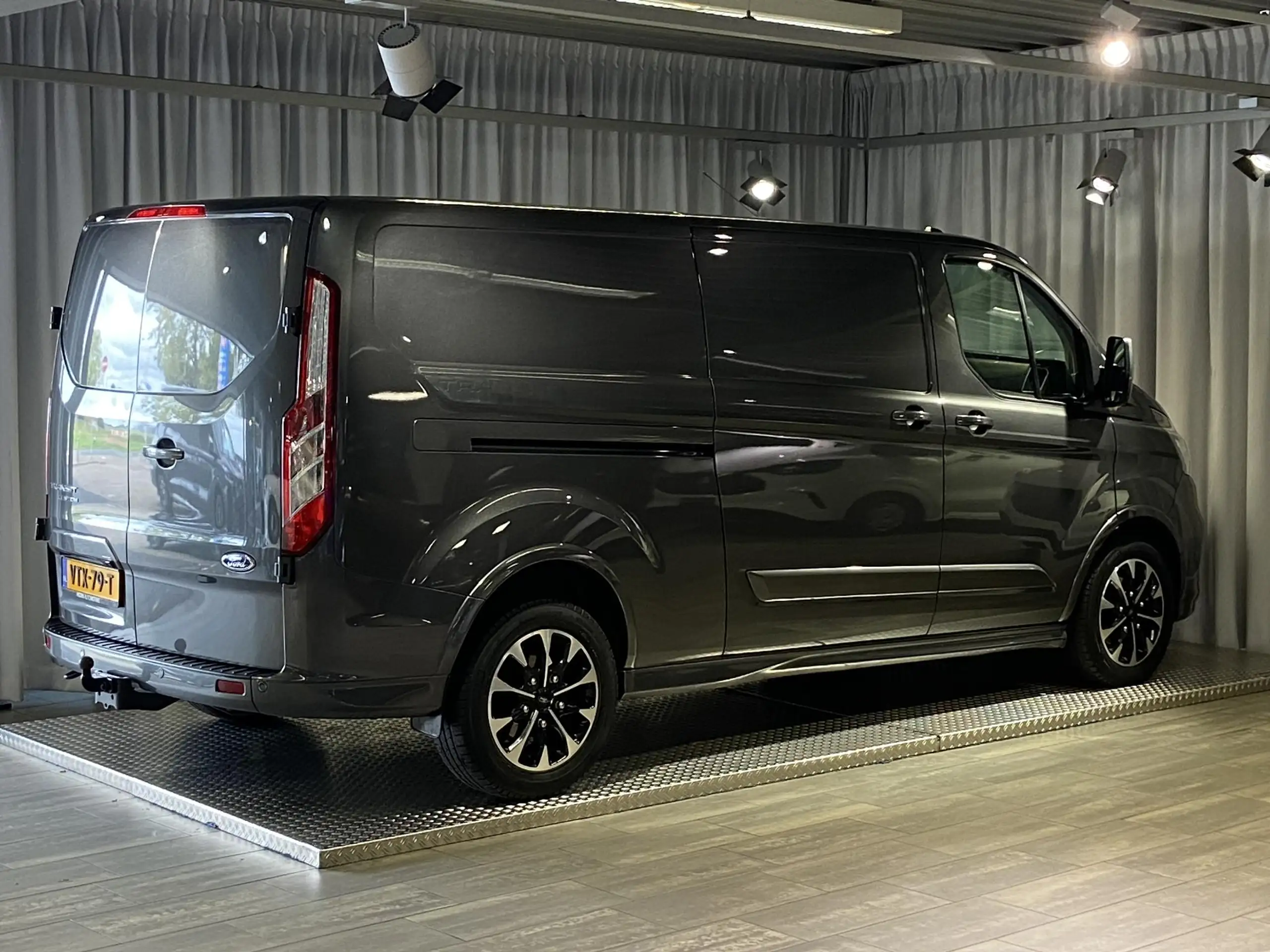 Ford - Transit Custom