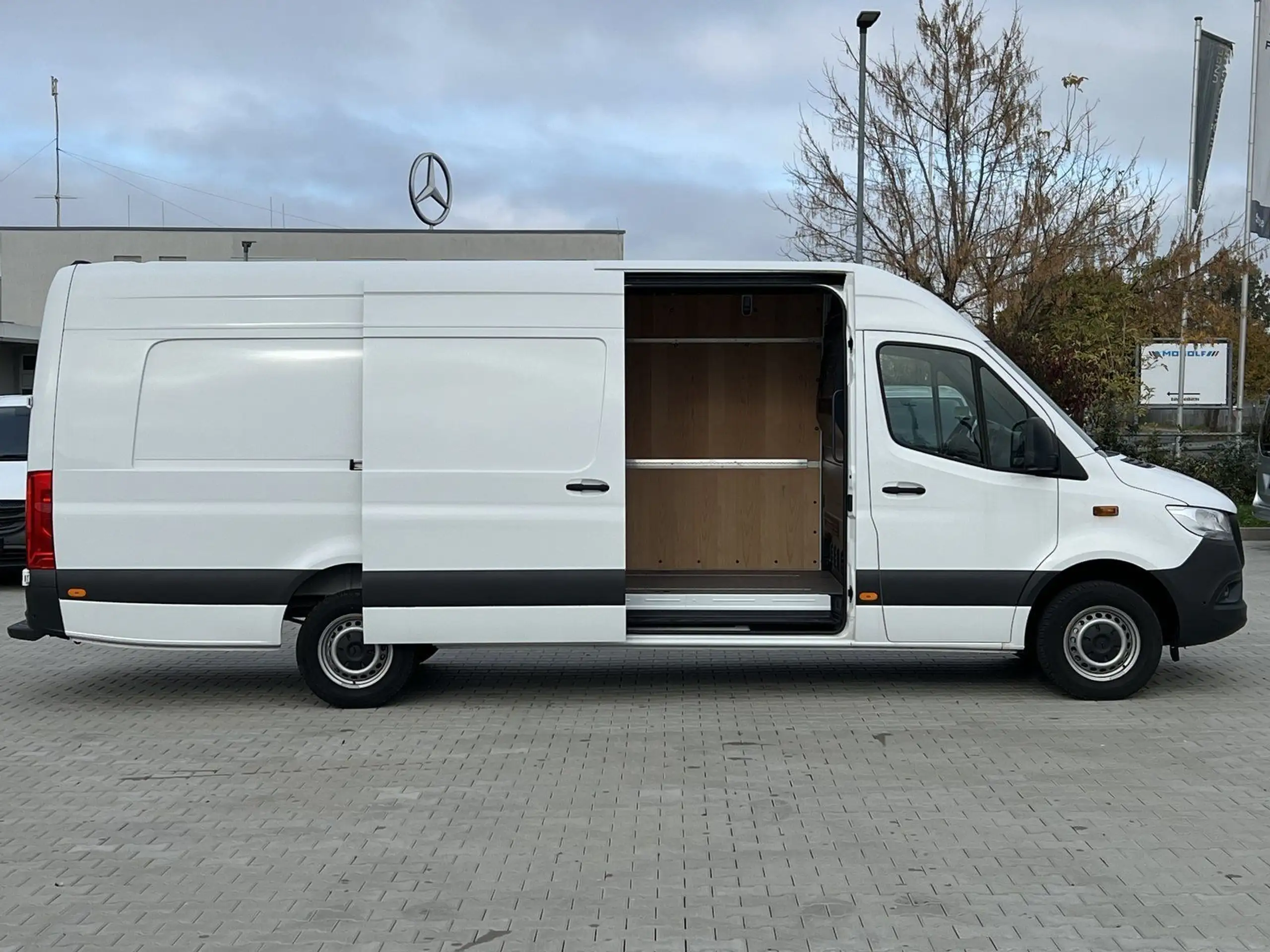 Mercedes-Benz - Sprinter