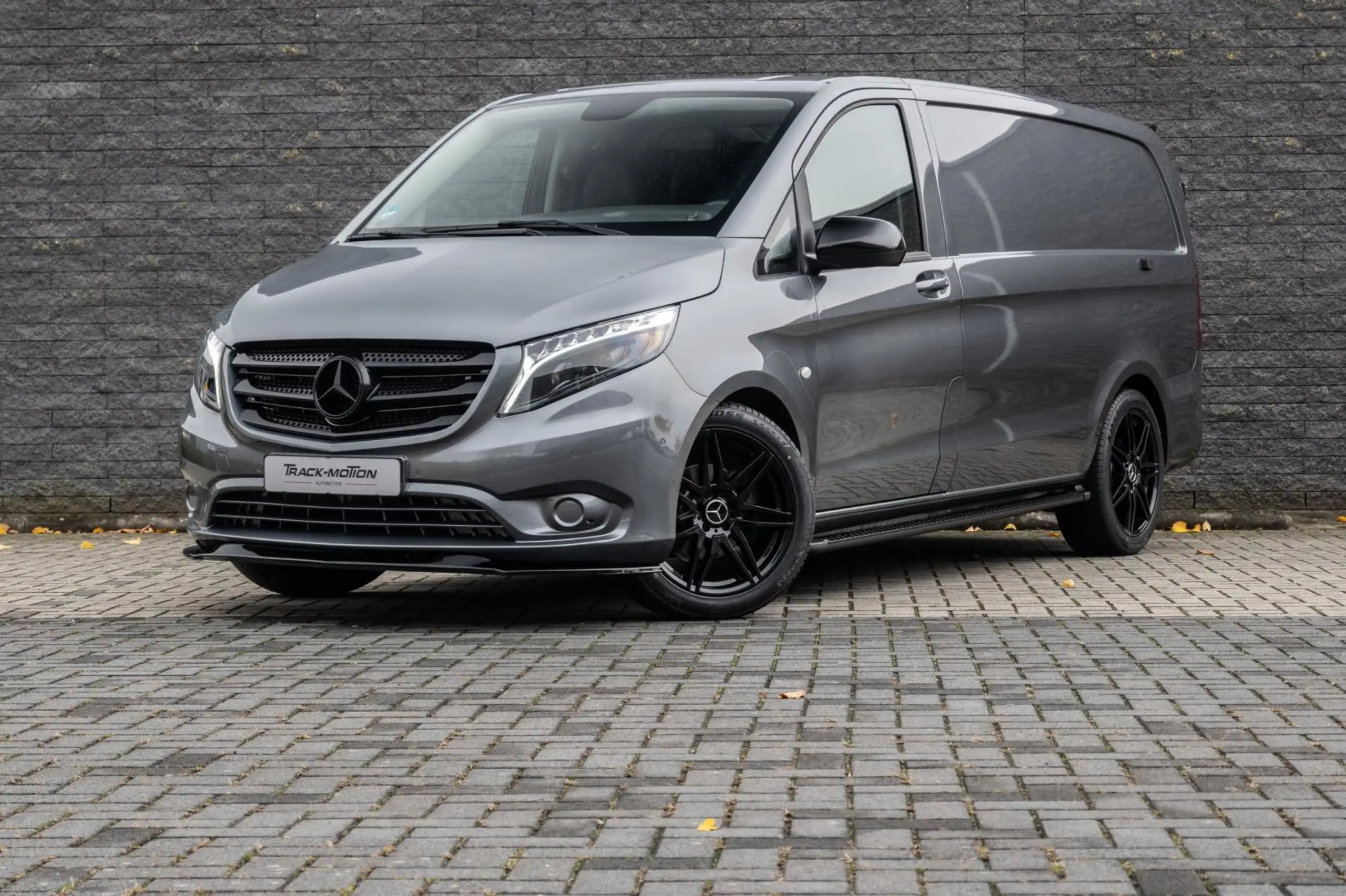 Mercedes-Benz - Vito