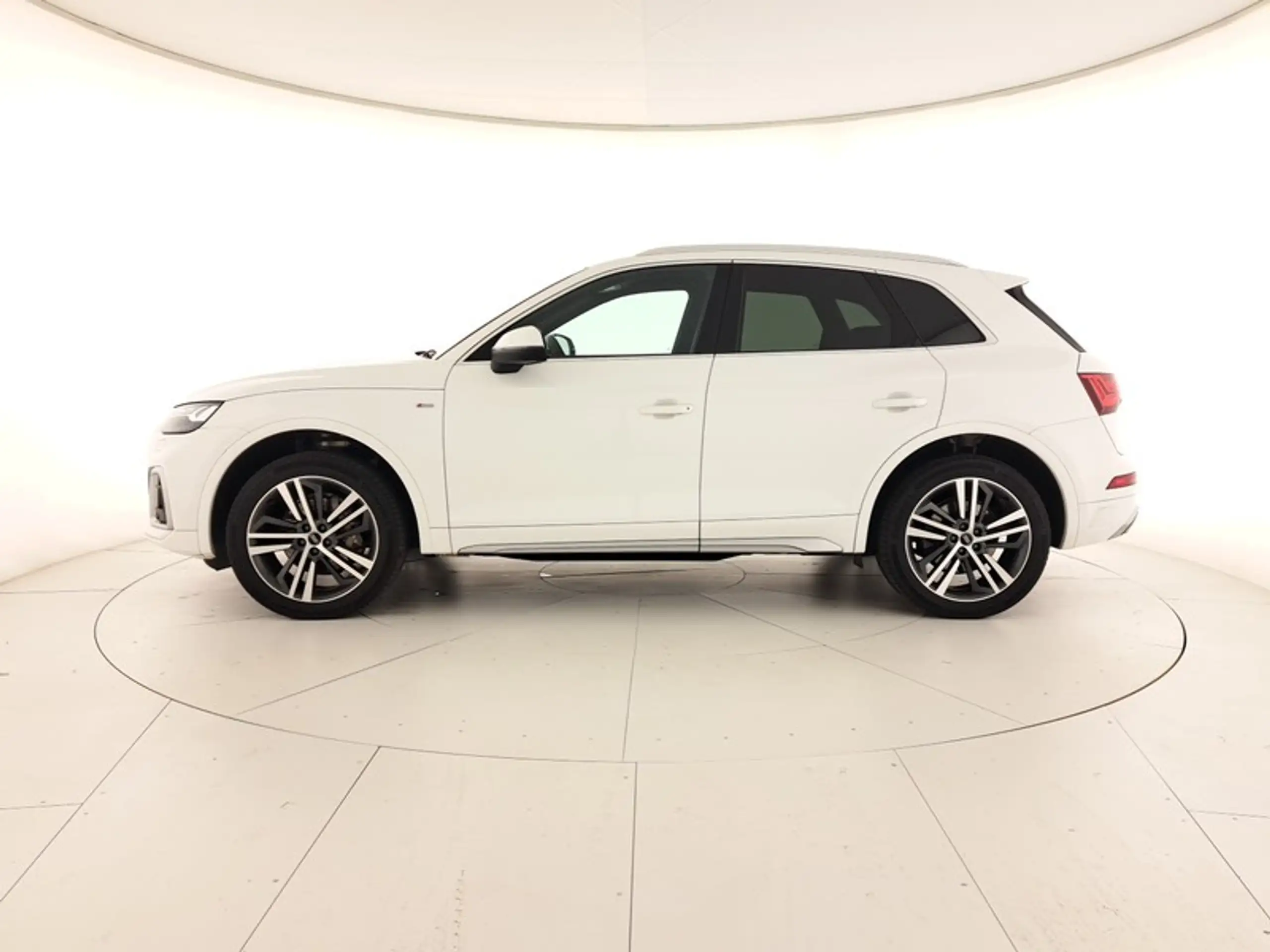 Audi - Q5