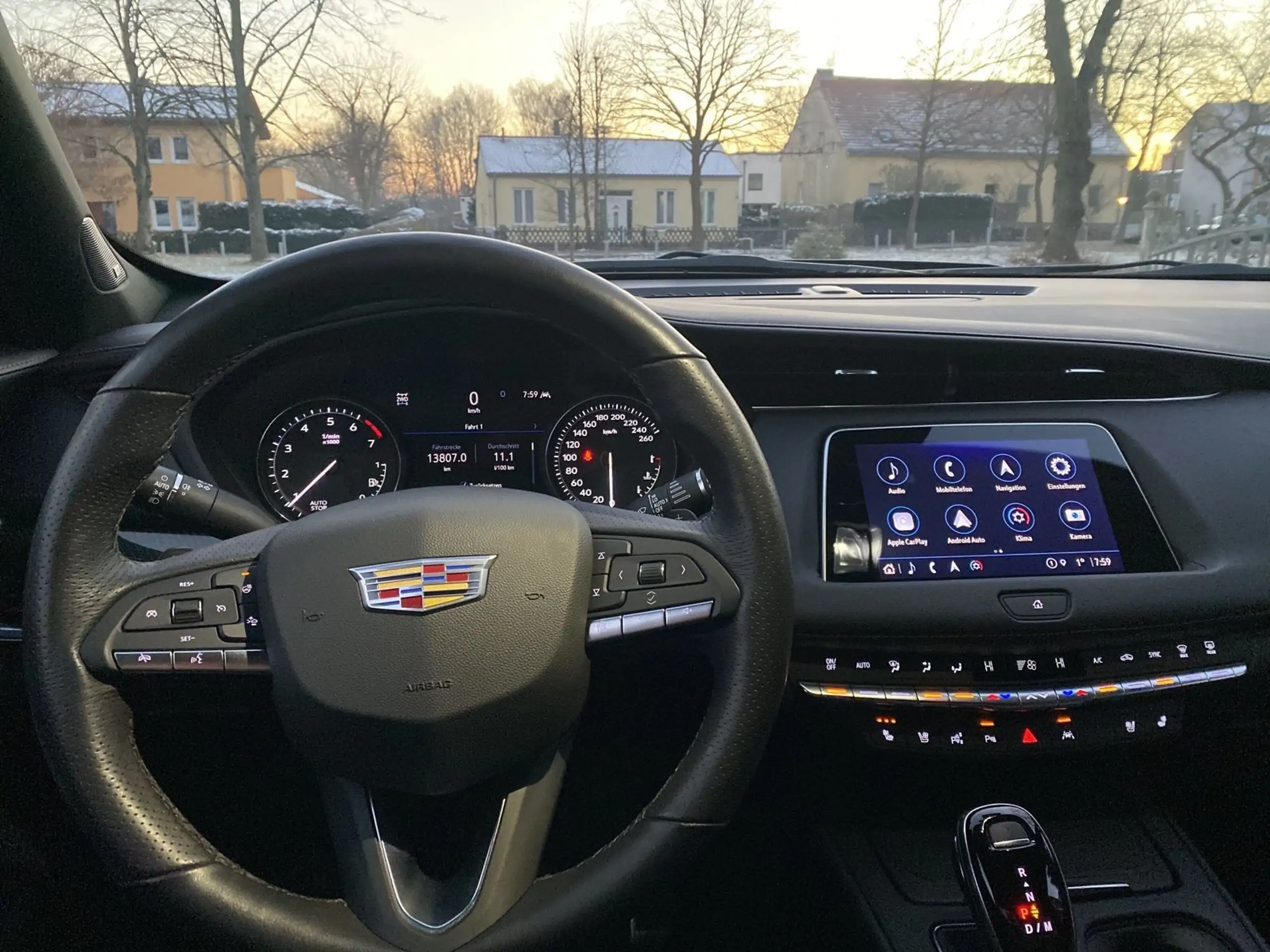 Cadillac - XT4