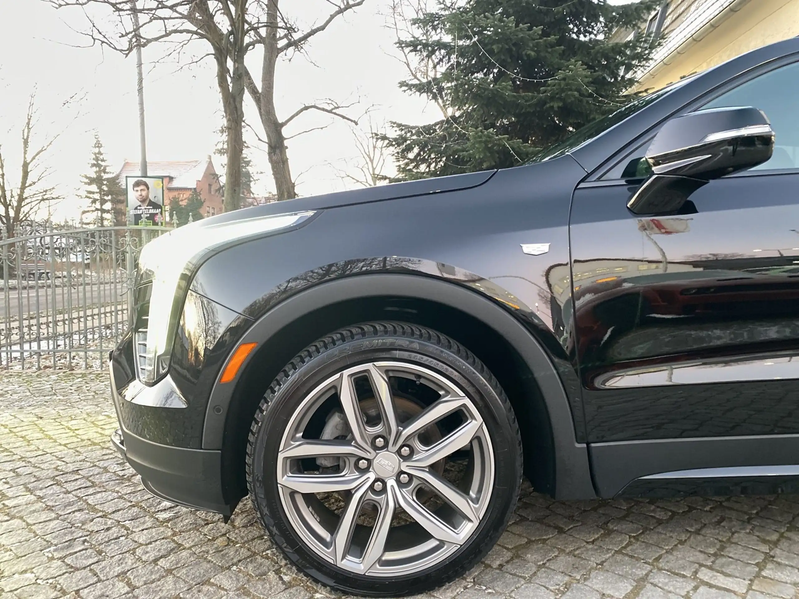 Cadillac - XT4