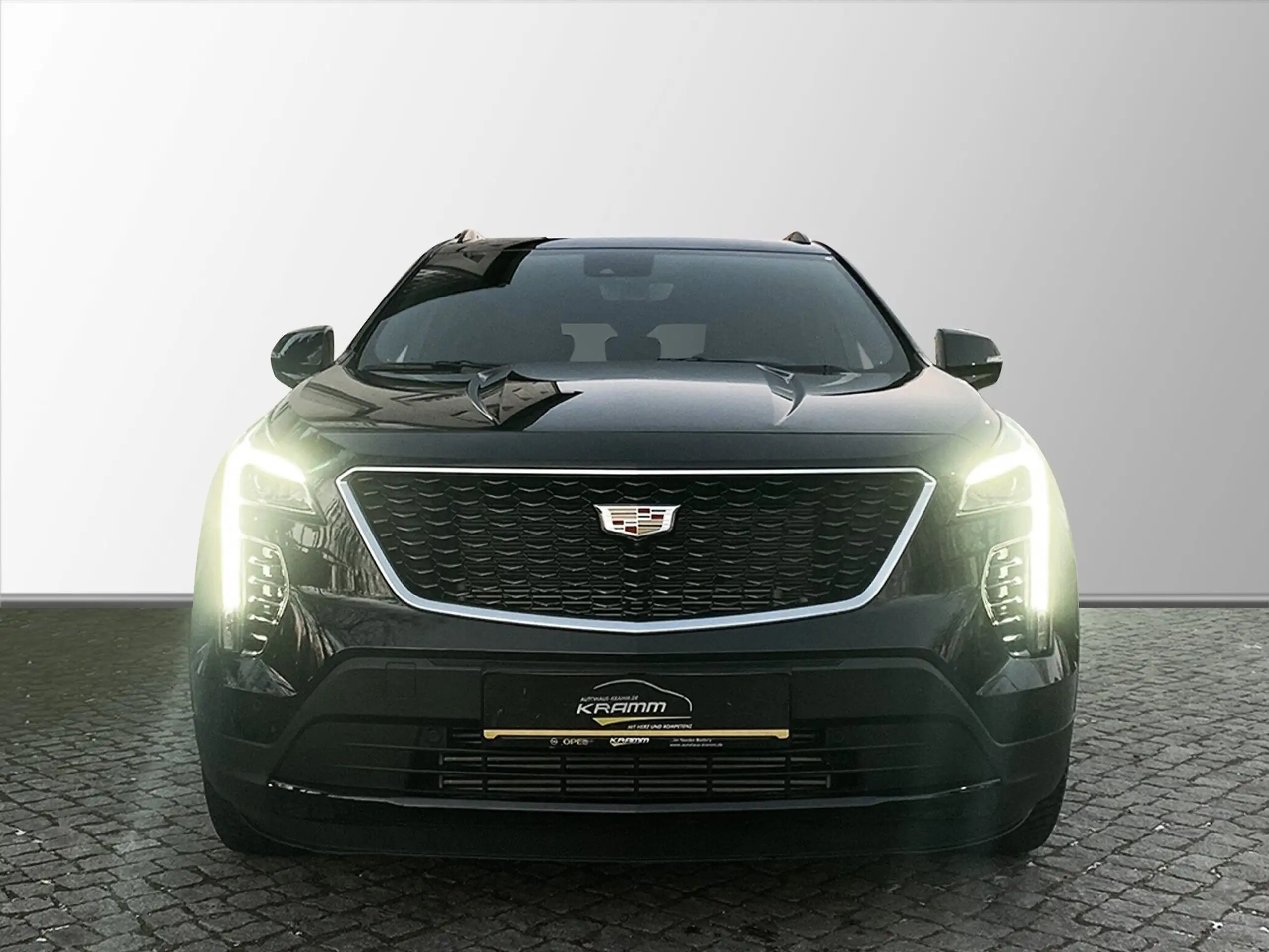 Cadillac - XT4