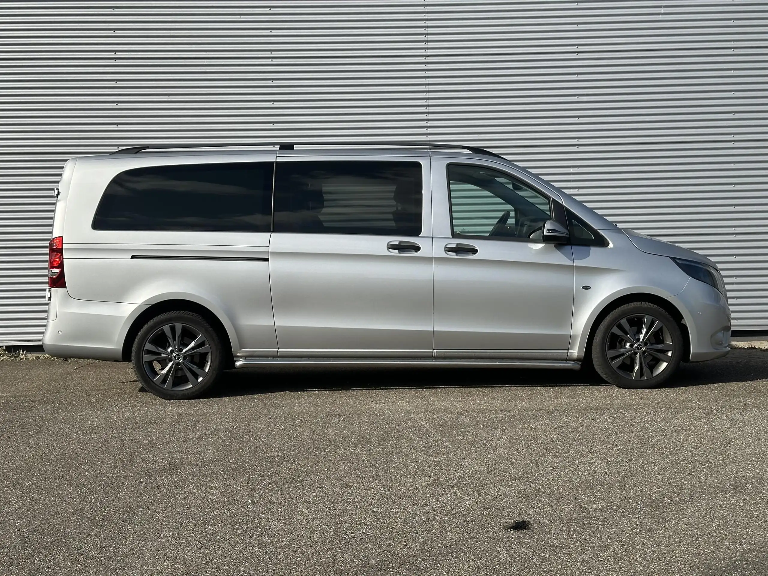 Mercedes-Benz - Vito