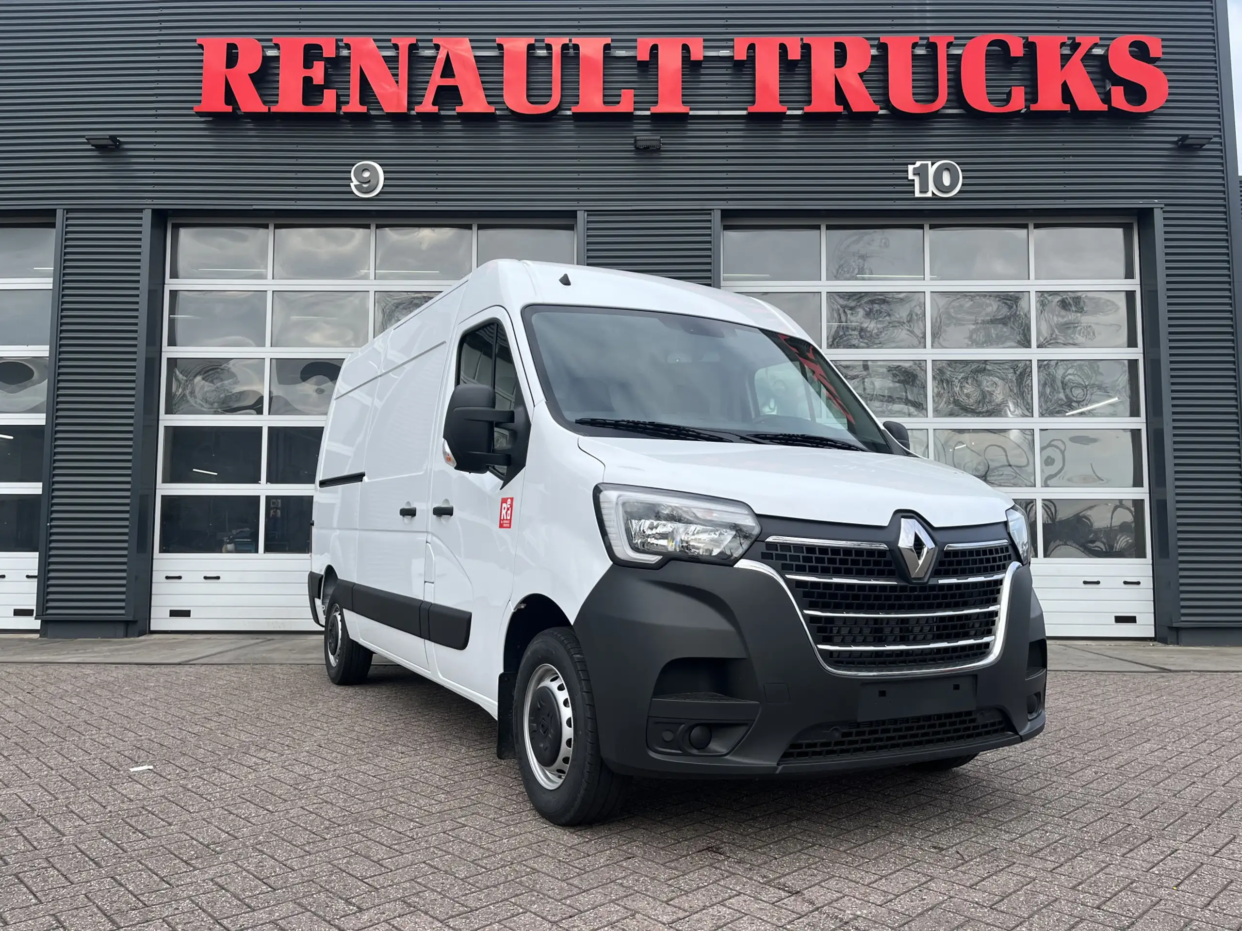 Renault - Master