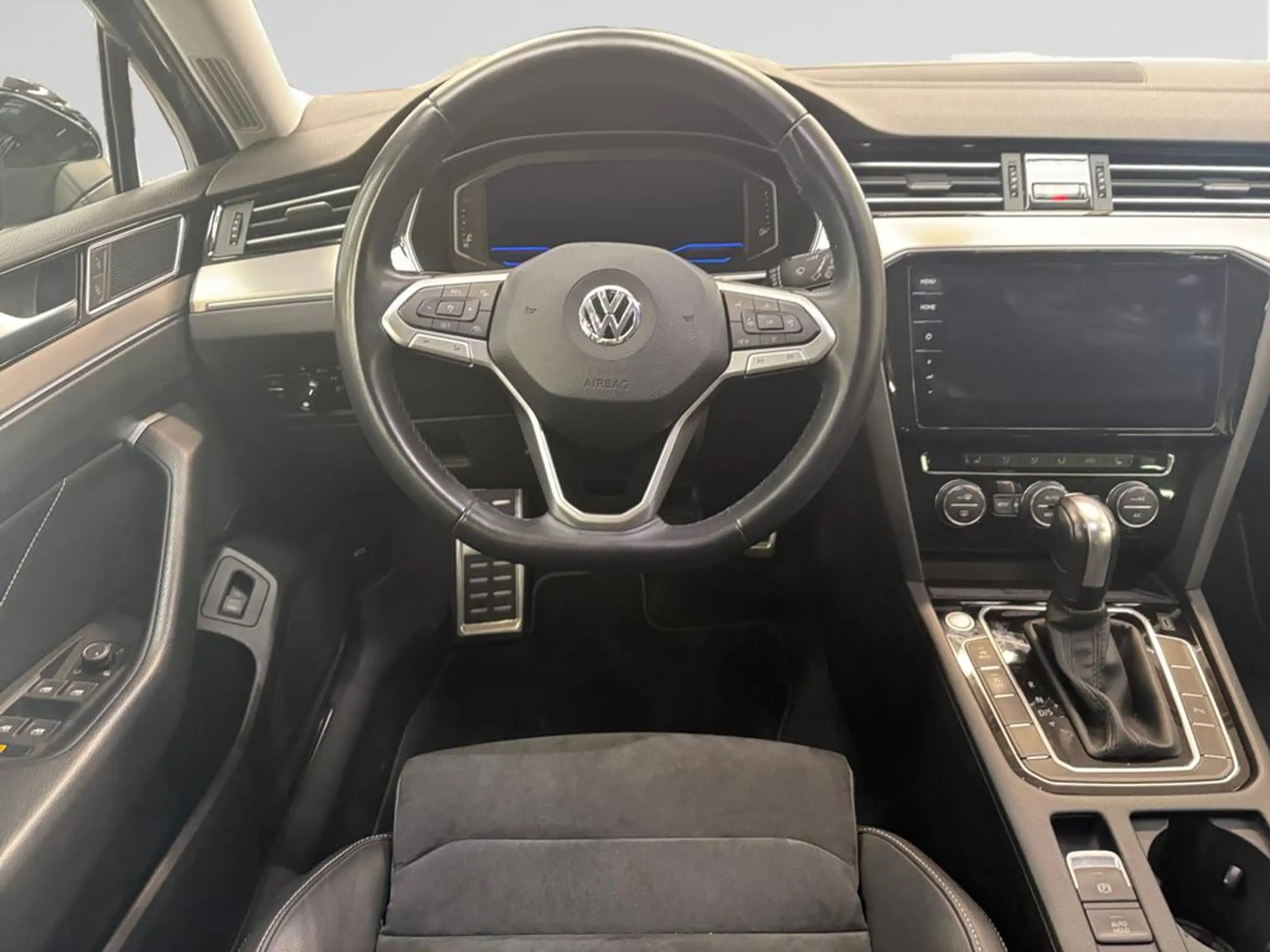 Volkswagen - Passat Variant