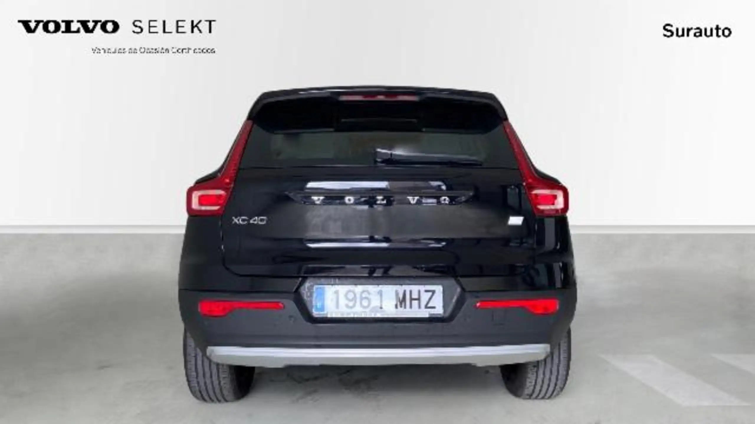 Volvo - XC40