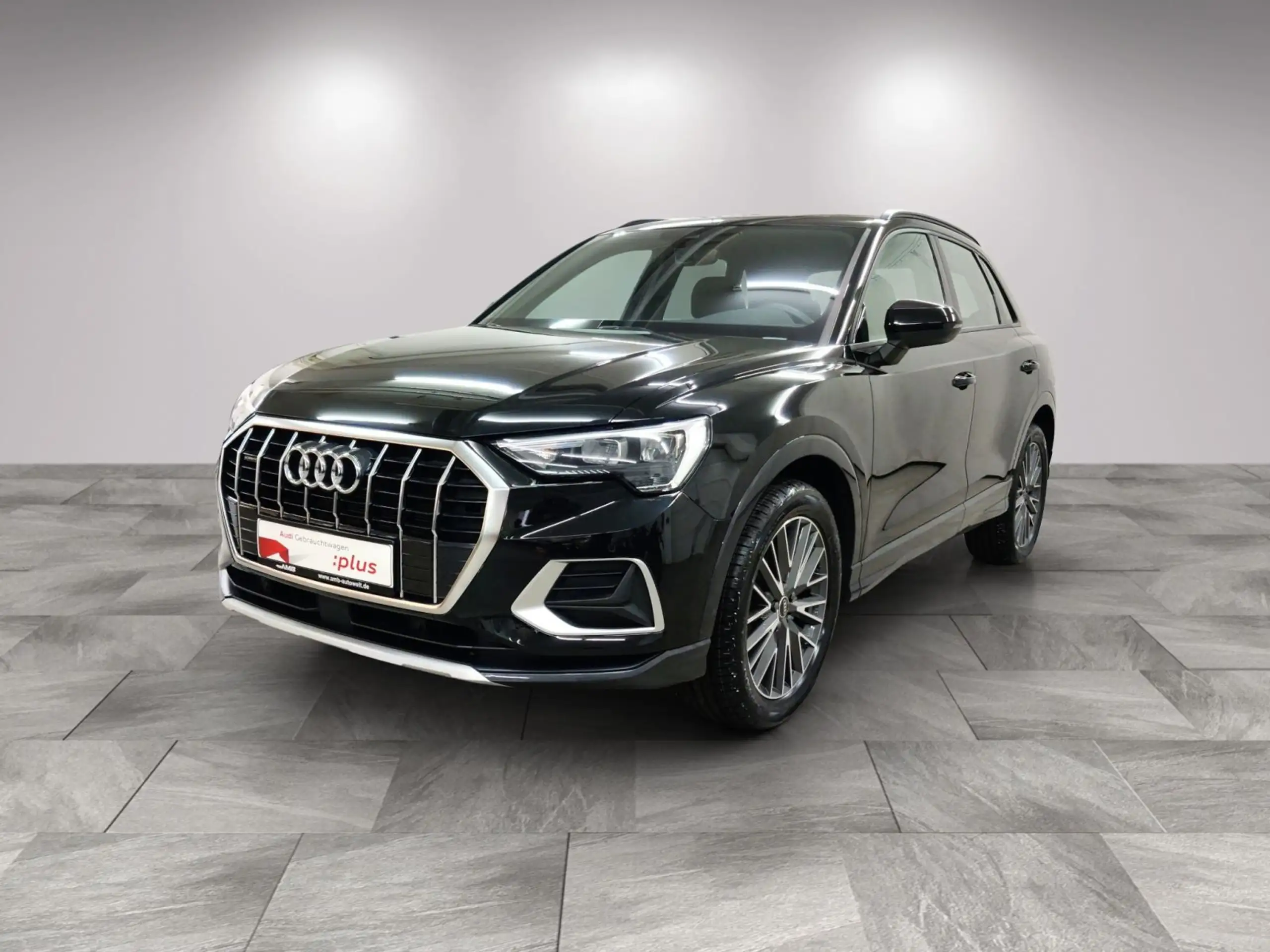 Audi - Q3