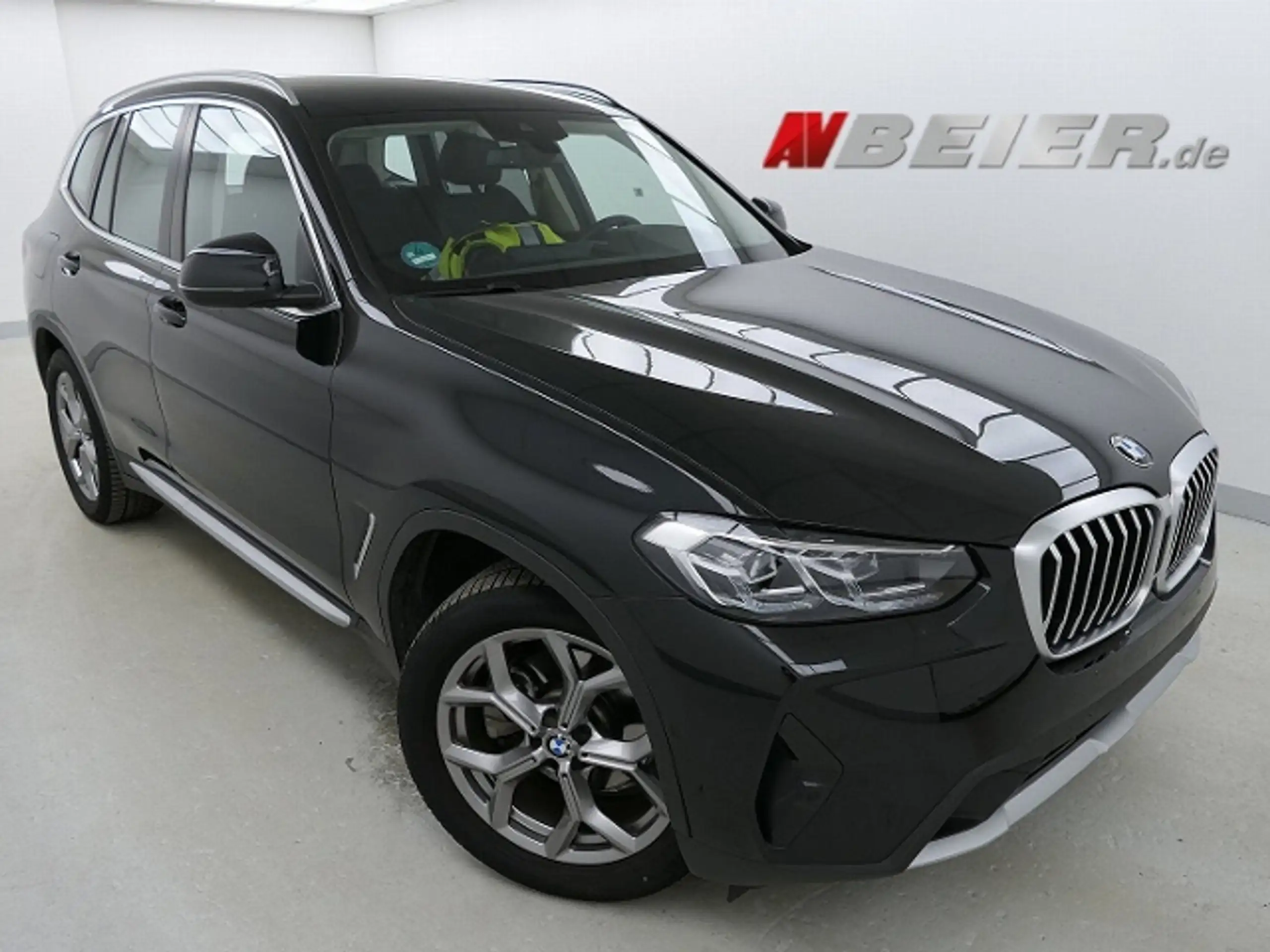 BMW - X3