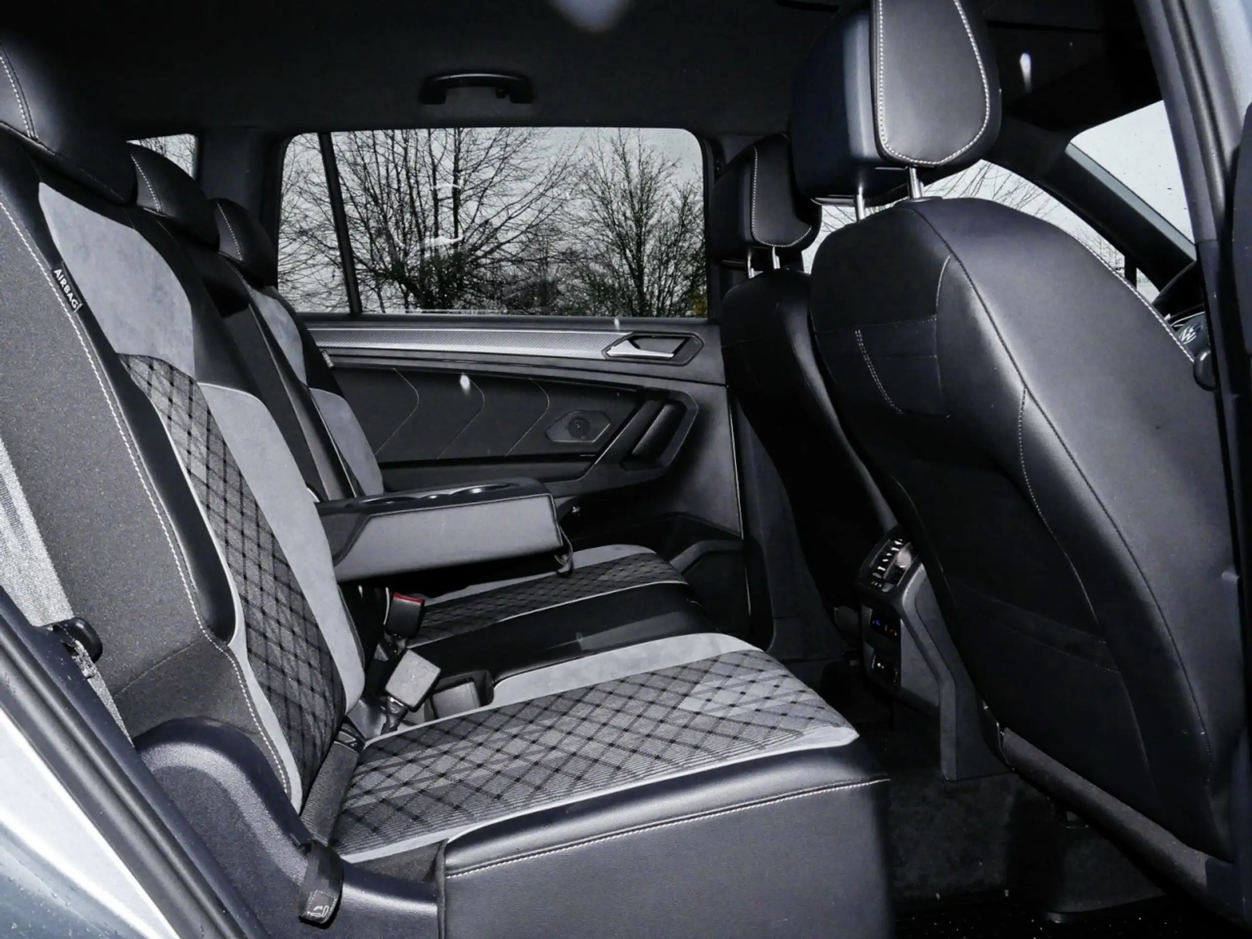 Volkswagen - Tiguan Allspace