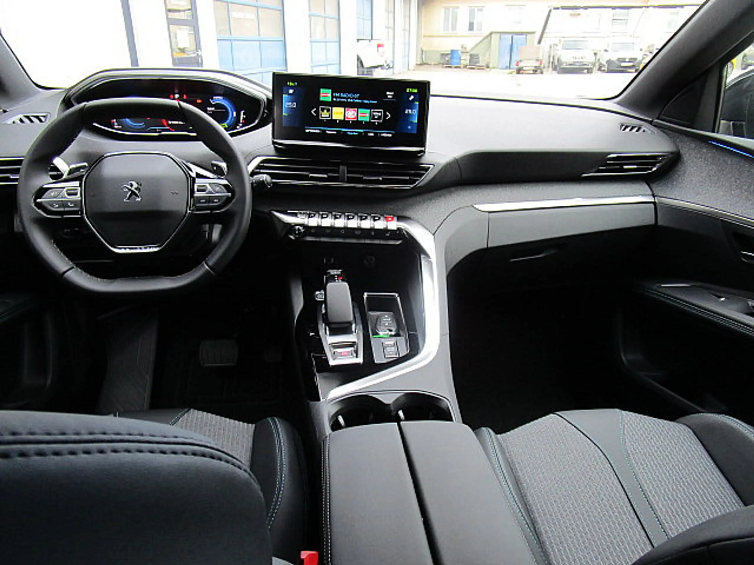 Peugeot - 3008