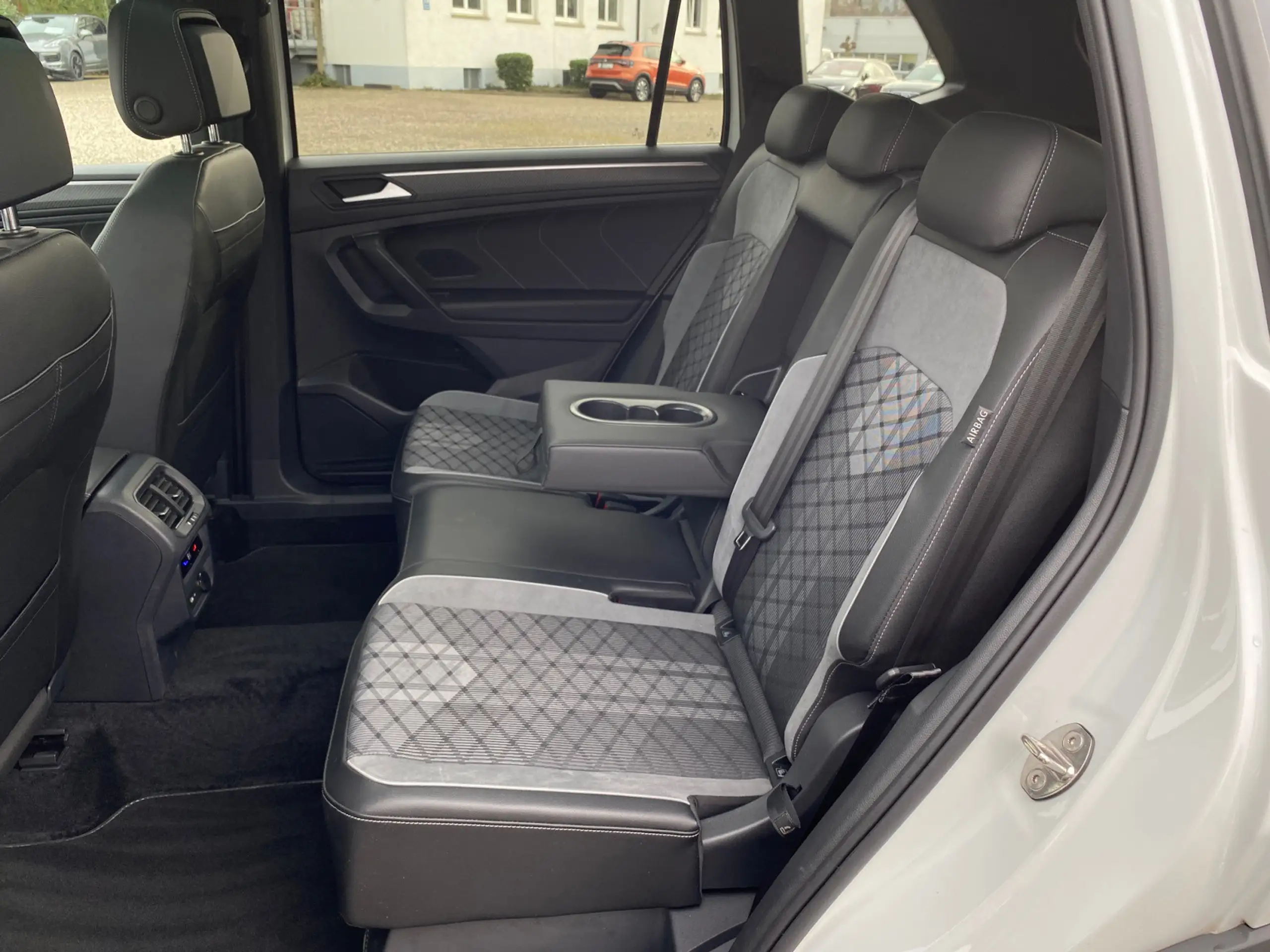 Volkswagen - Tiguan Allspace