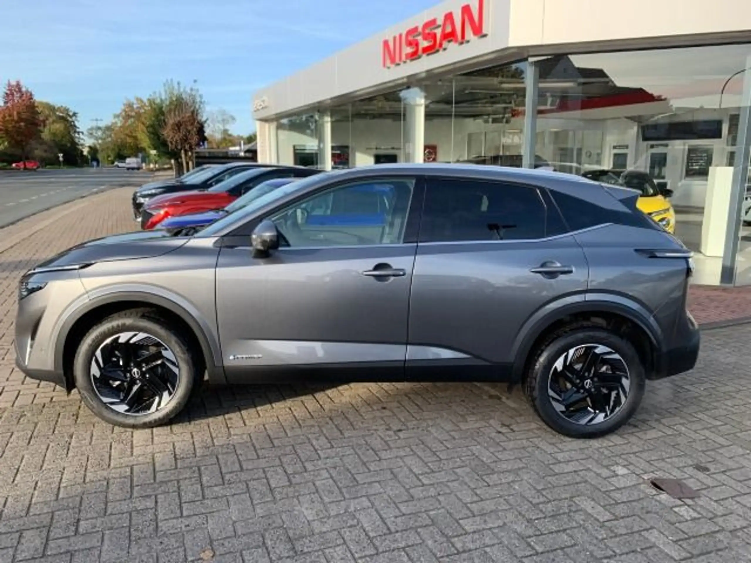 Nissan - Qashqai