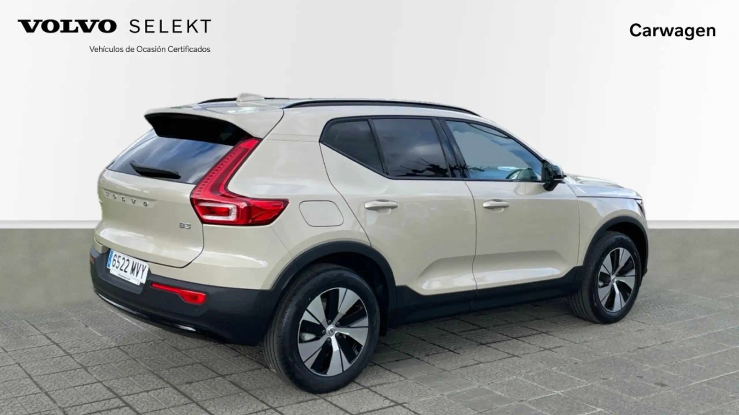 Volvo - XC40