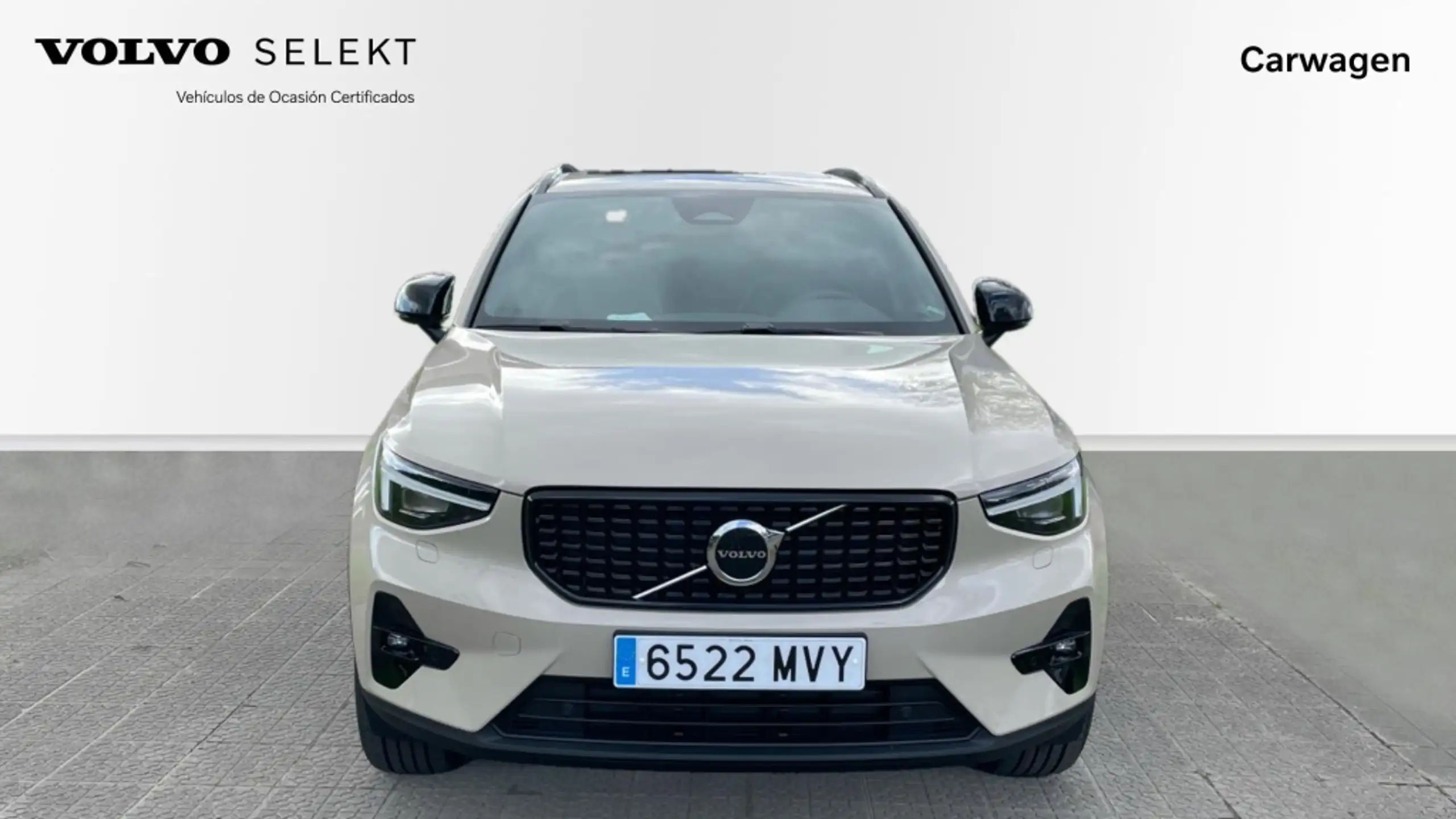 Volvo - XC40