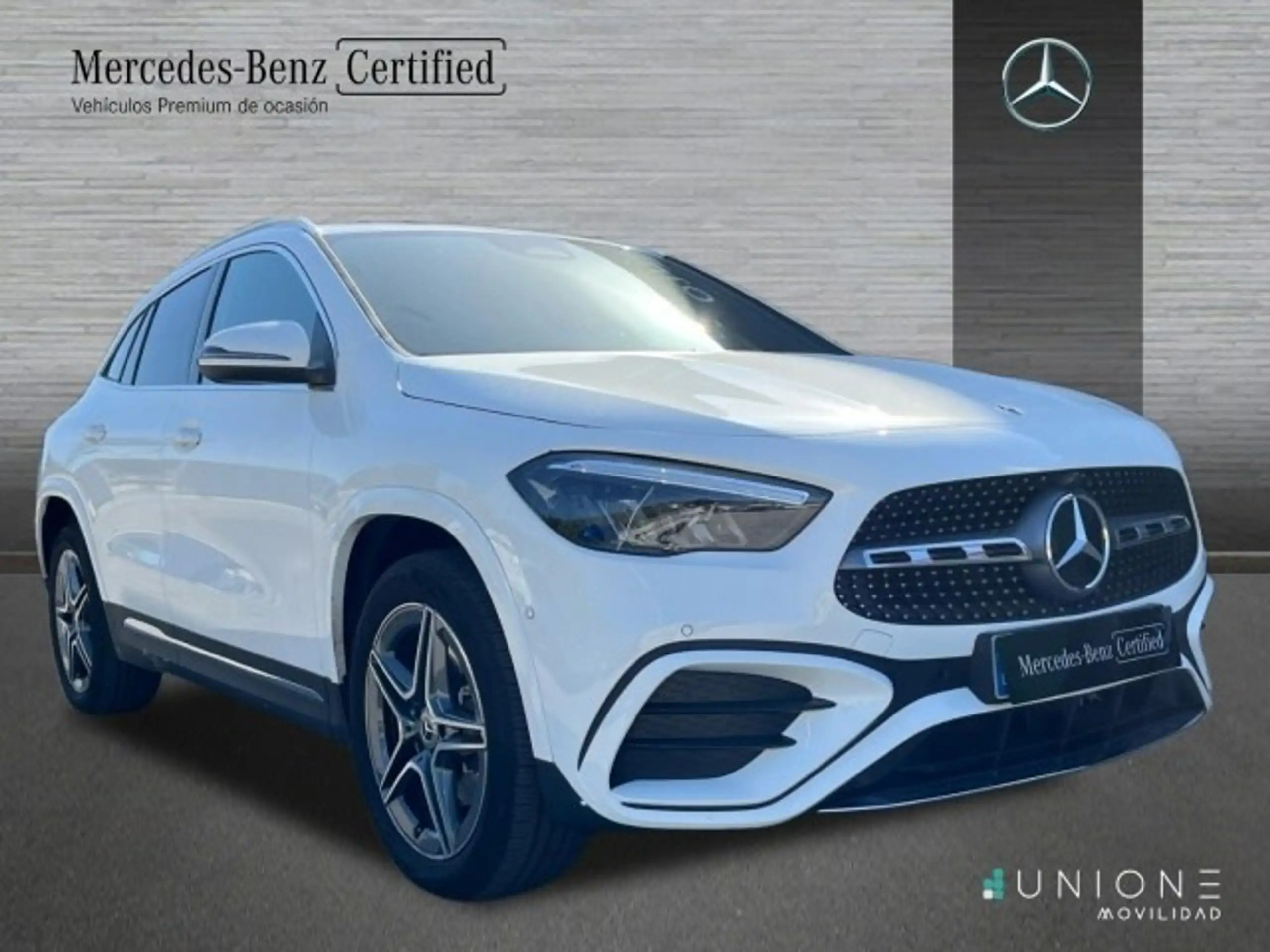 Mercedes-Benz - GLA 250