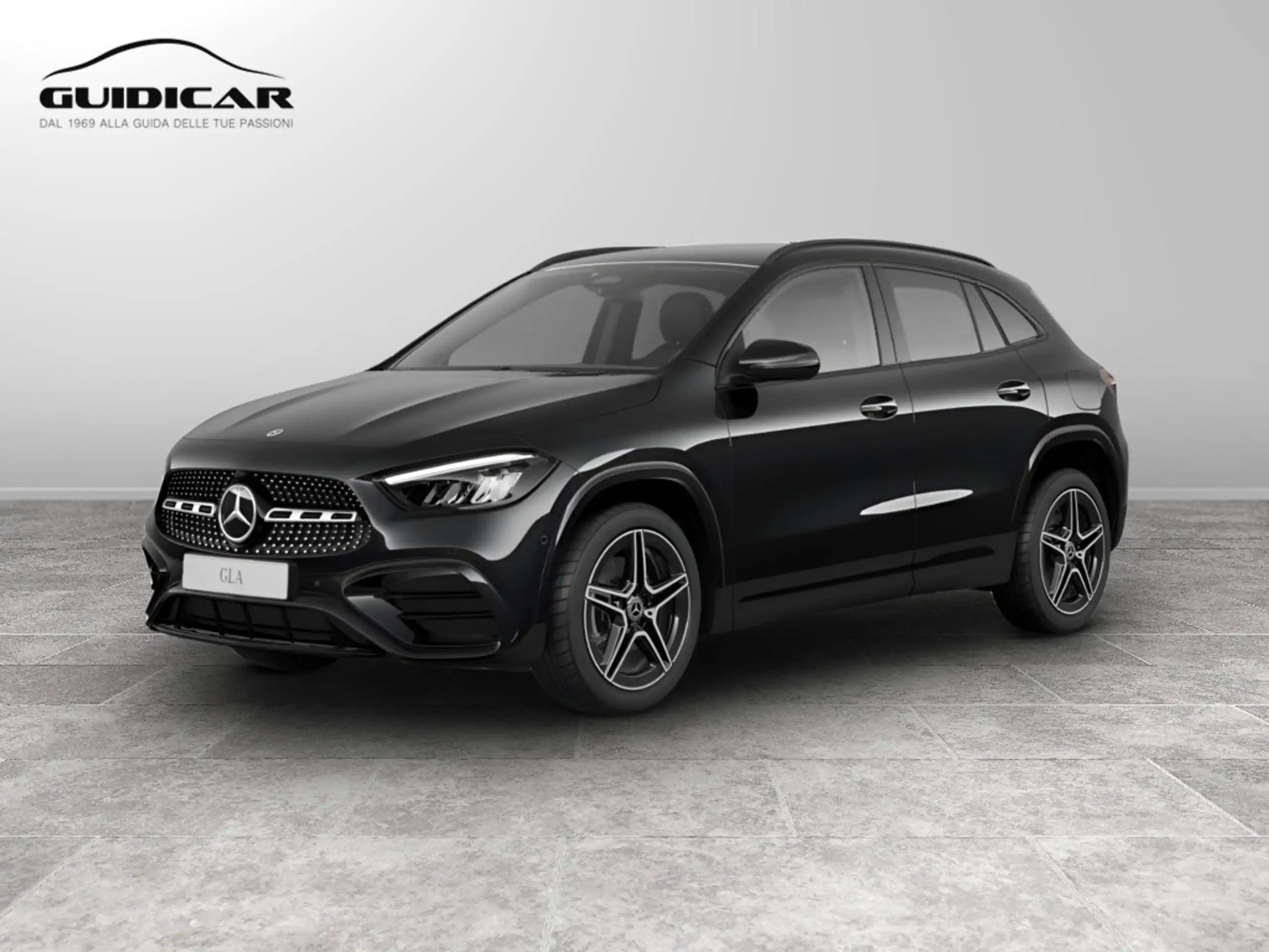 Mercedes-Benz GLA 180 2024