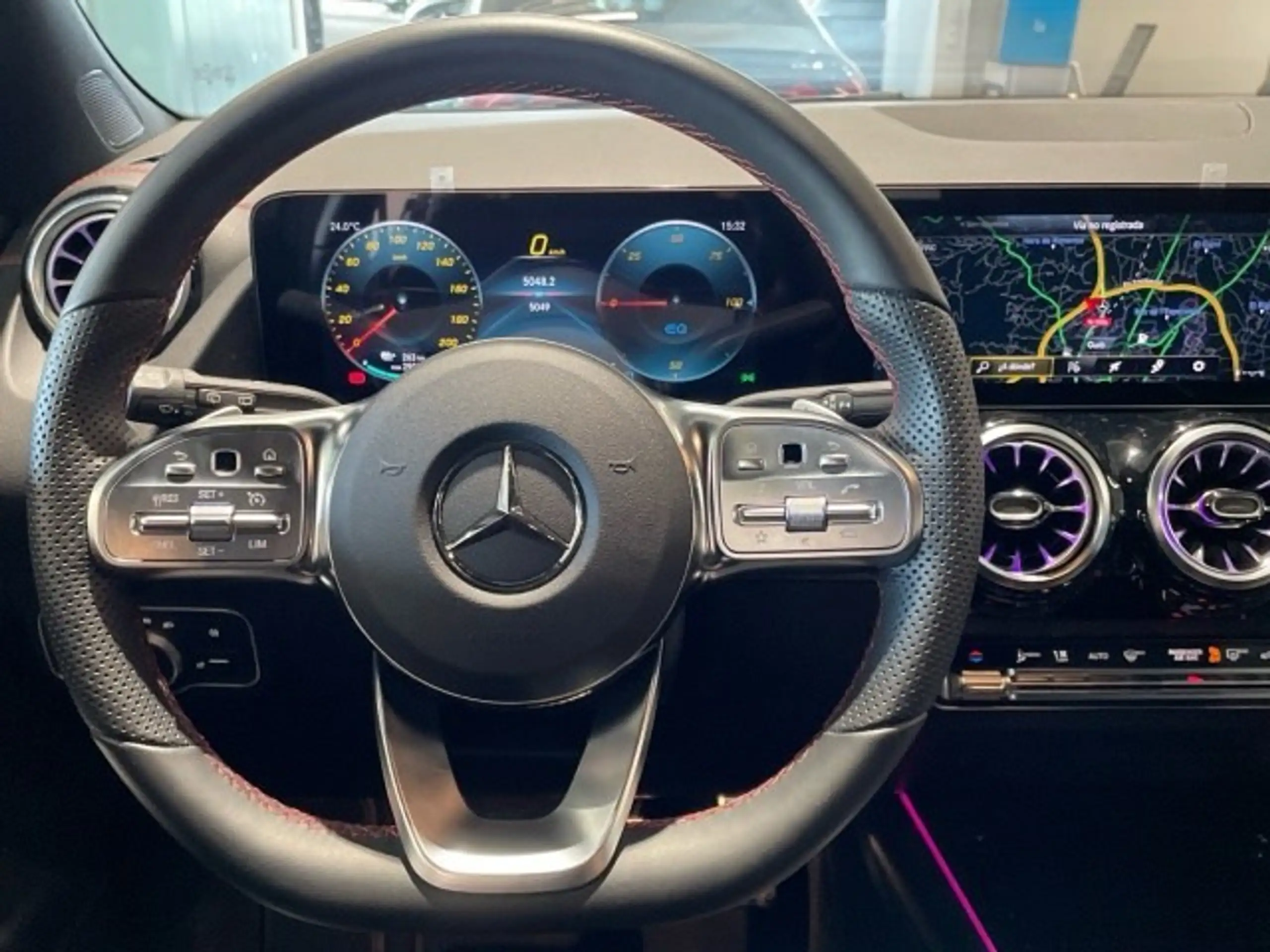 Mercedes-Benz - EQA