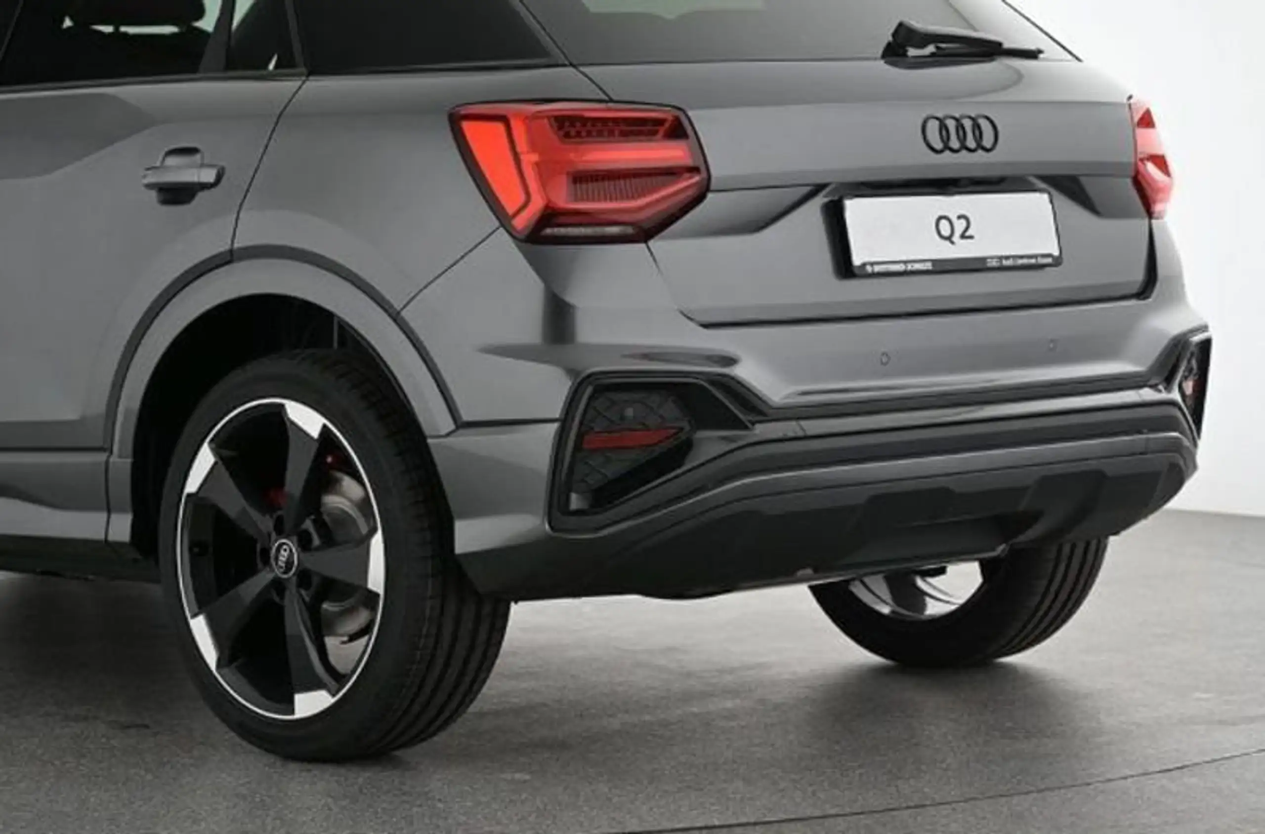 Audi - Q2