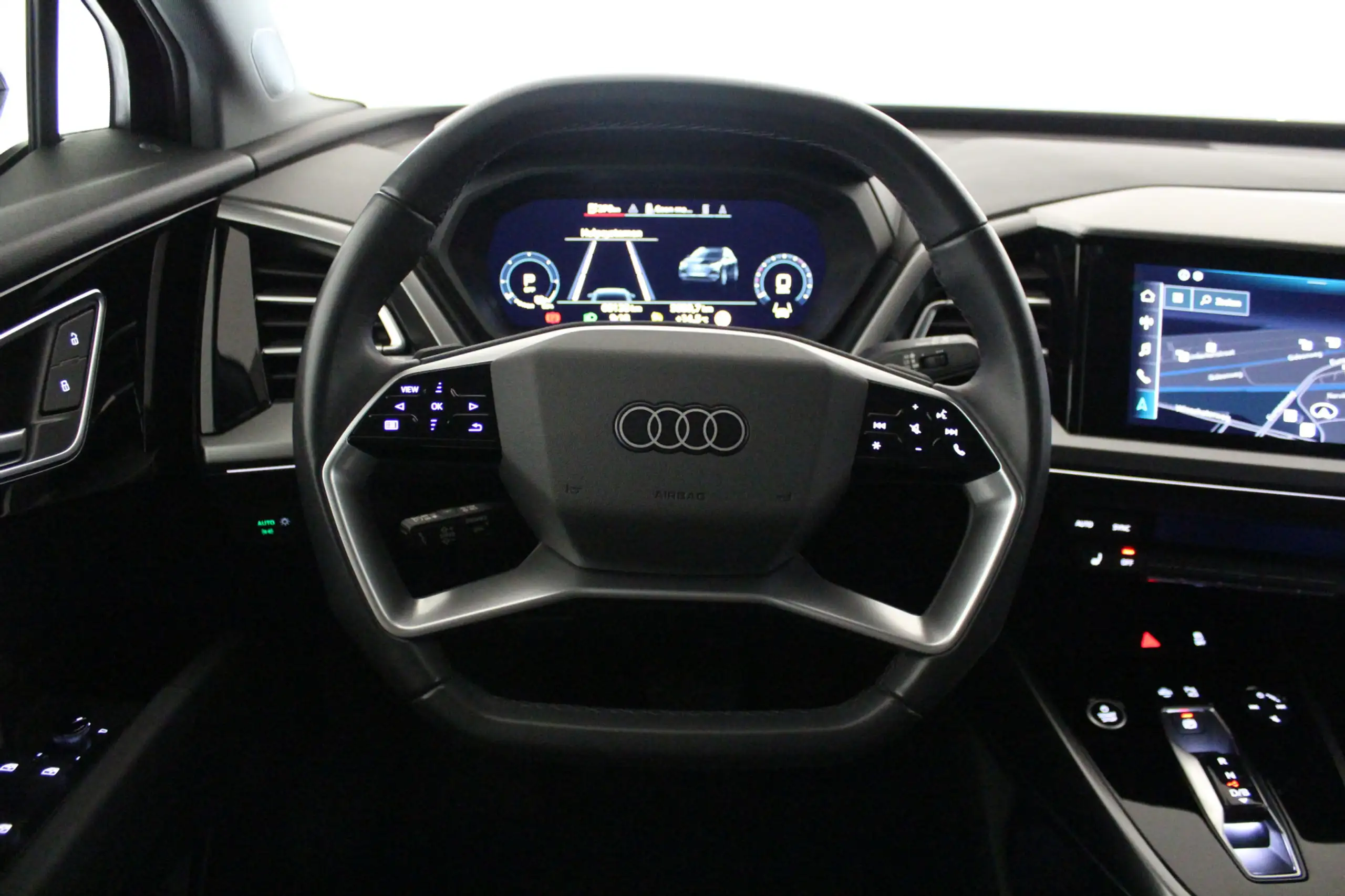 Audi - Q4 e-tron