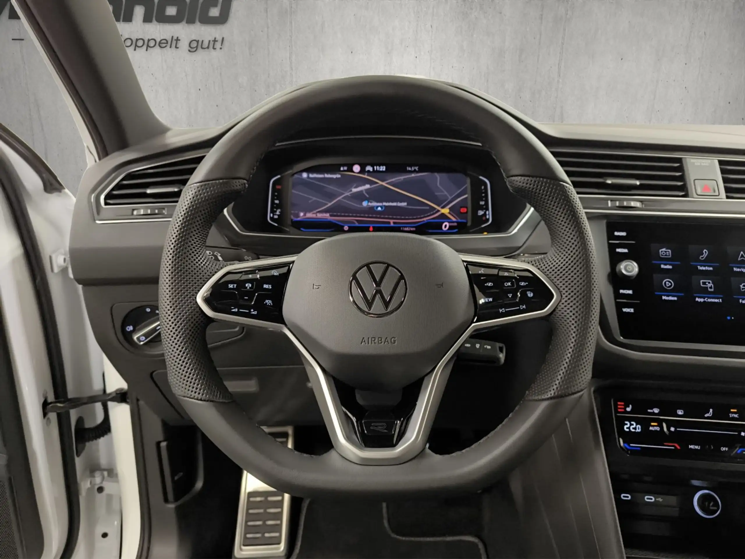 Volkswagen - Tiguan