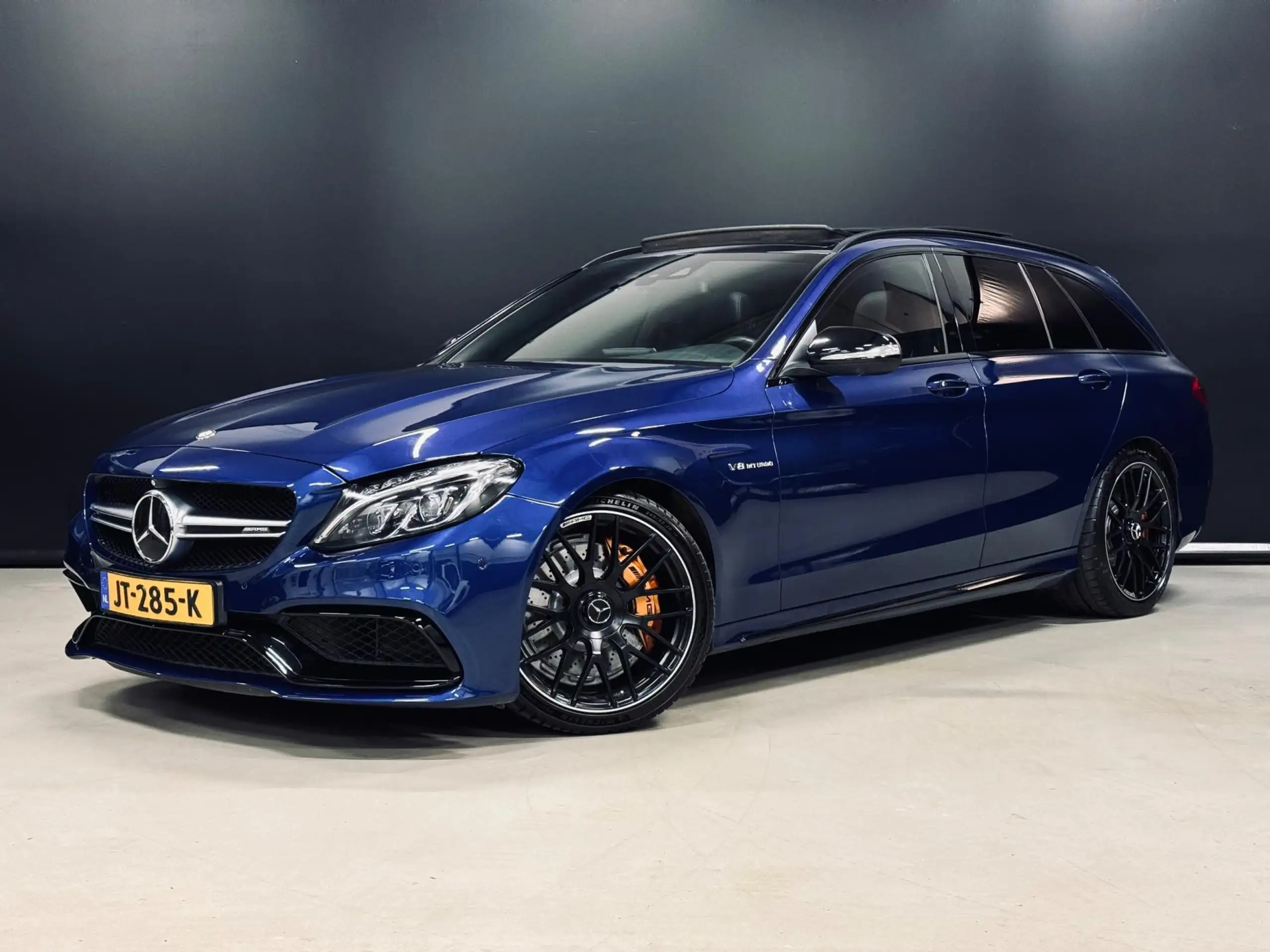 Mercedes-Benz - C 63 AMG