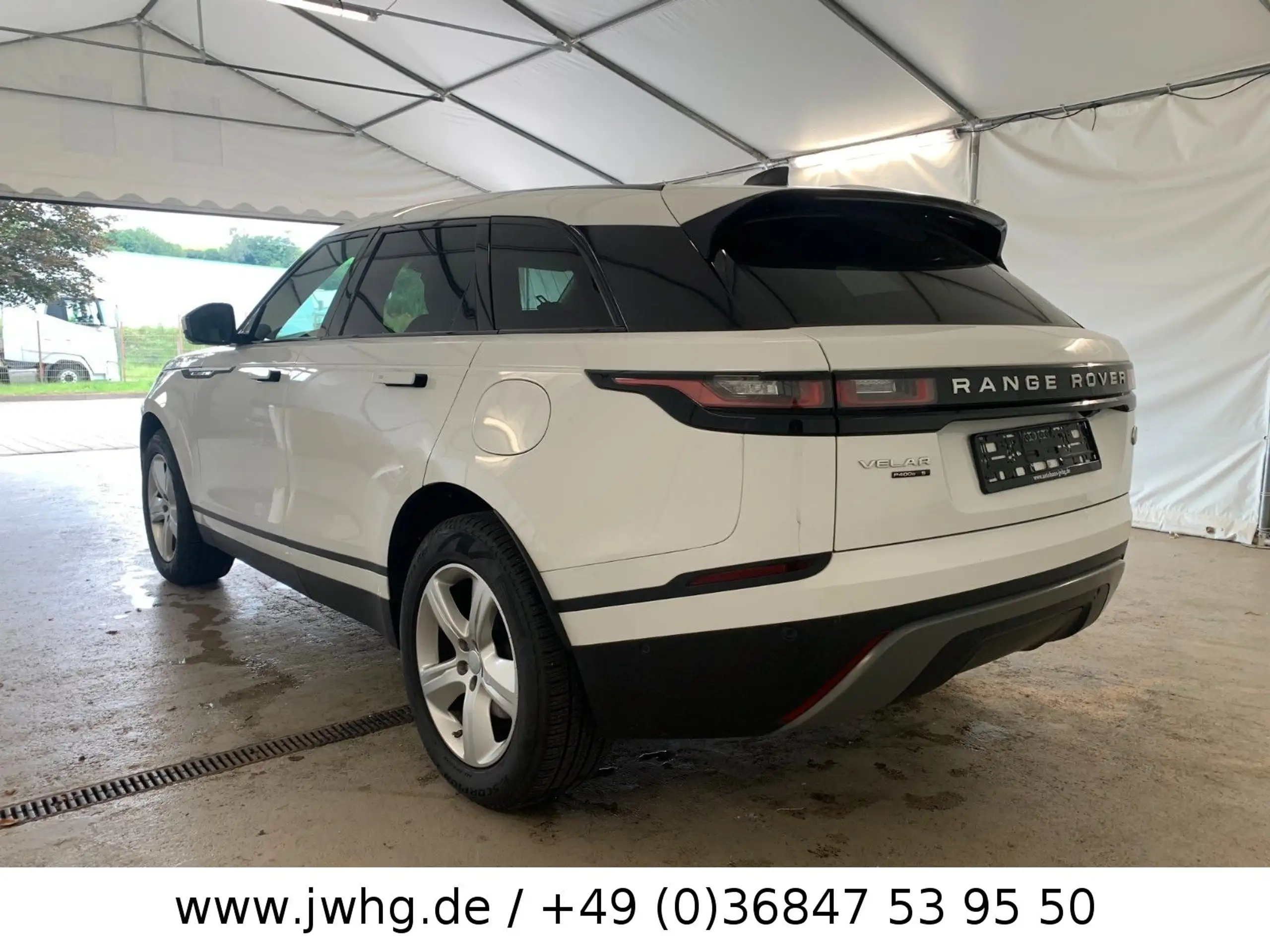 Land Rover - Range Rover Velar