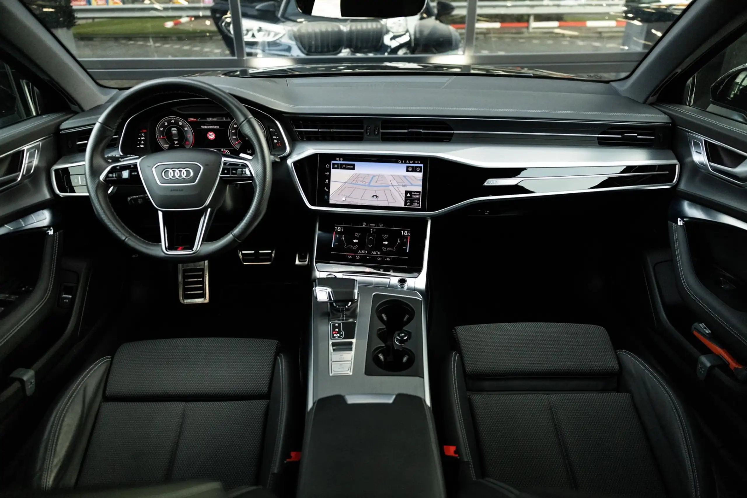 Audi - A6