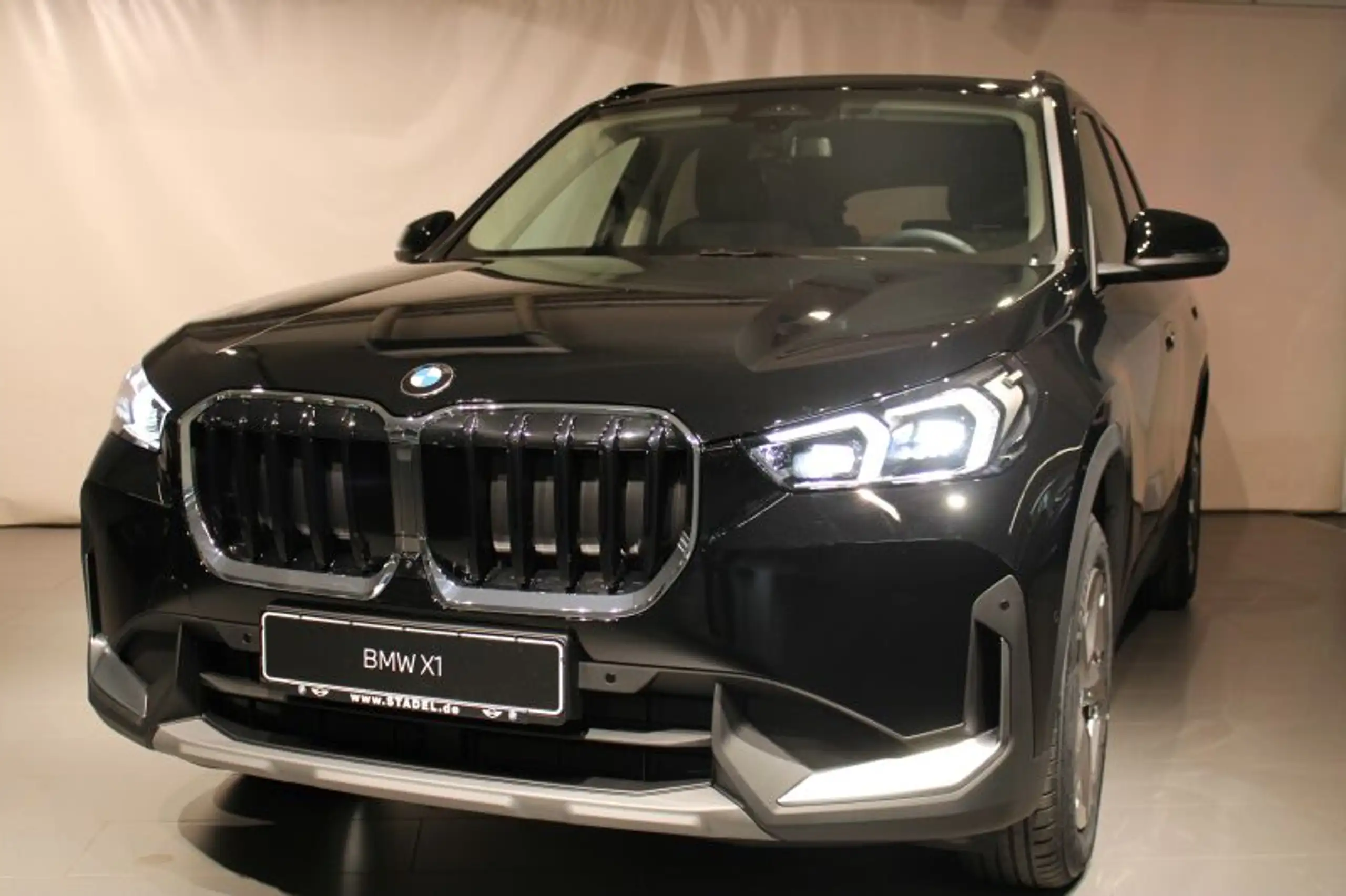 BMW - X1