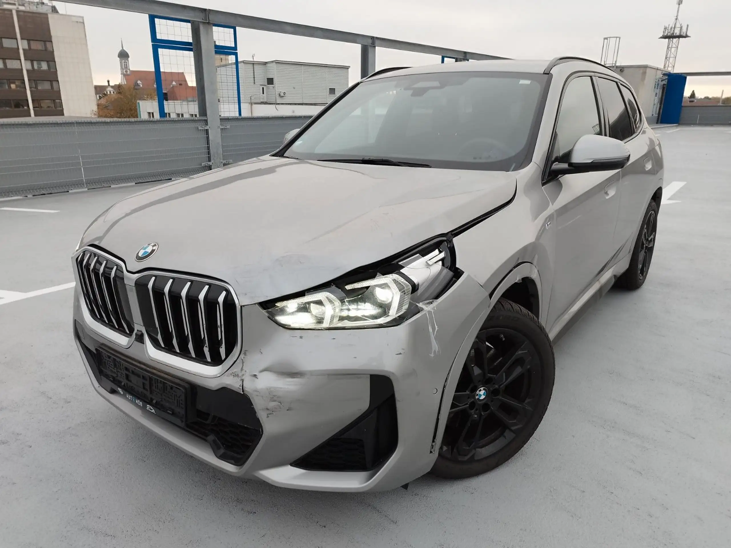 BMW - X1