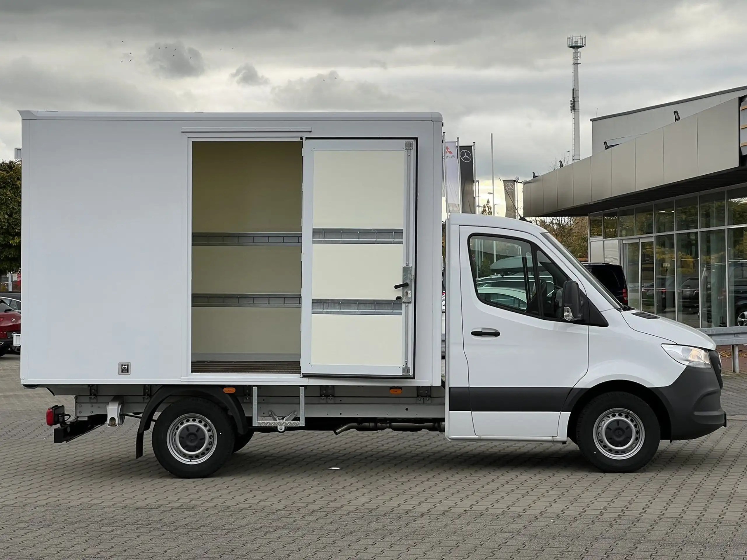 Mercedes-Benz - Sprinter