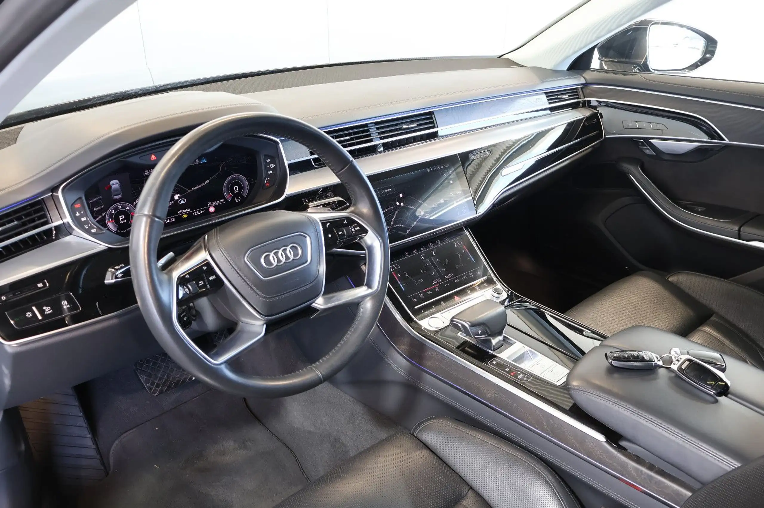 Audi - A8