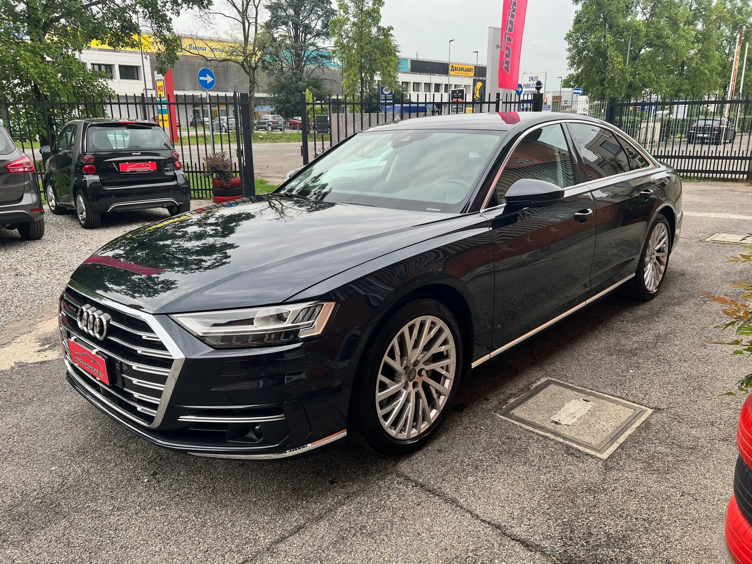 Audi - A8