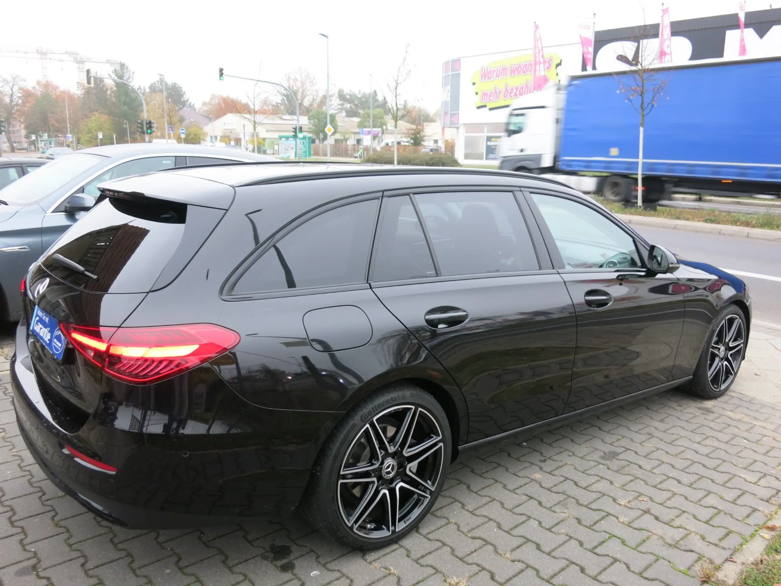 Mercedes-Benz - C 220