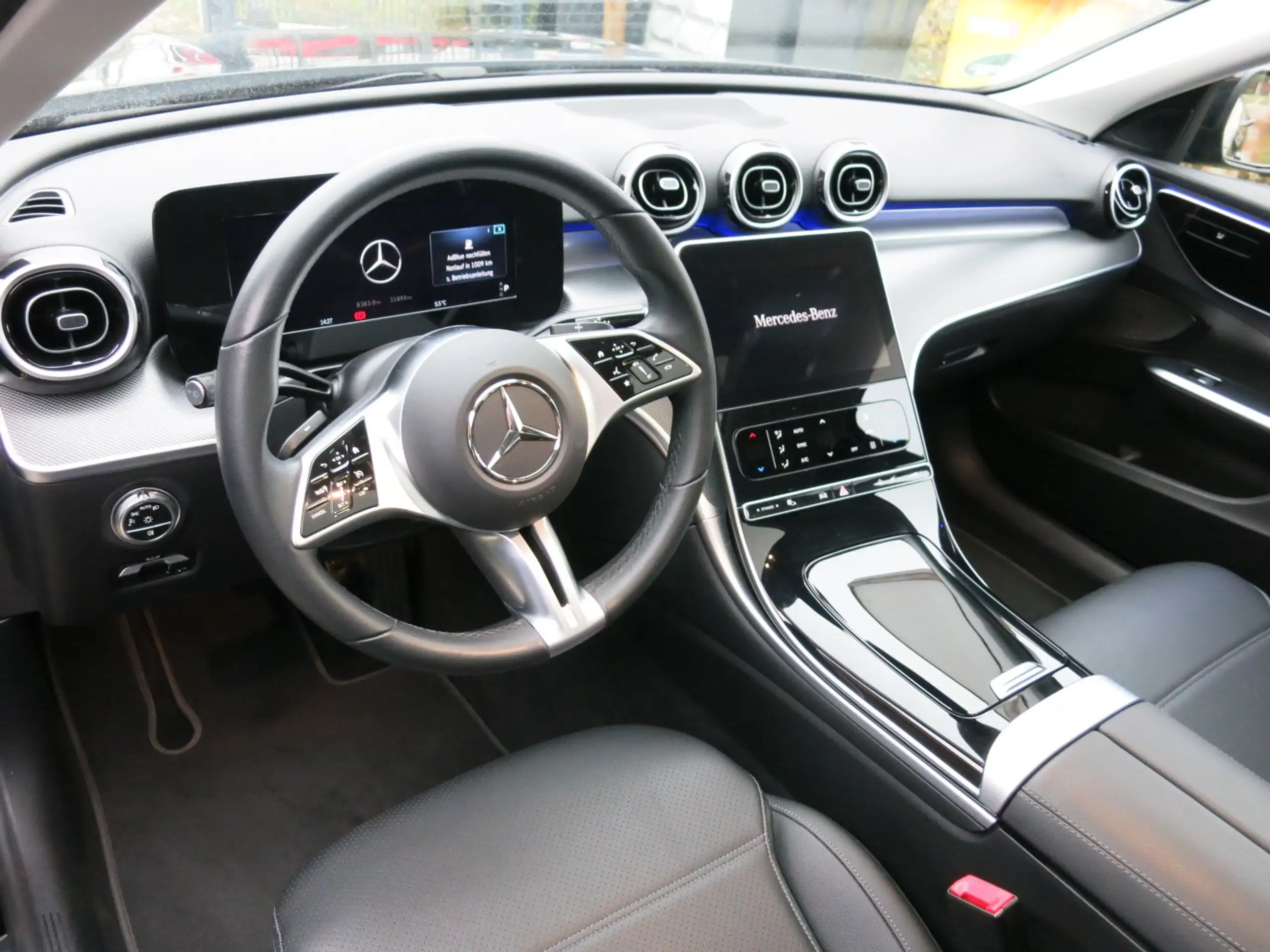 Mercedes-Benz - C 220