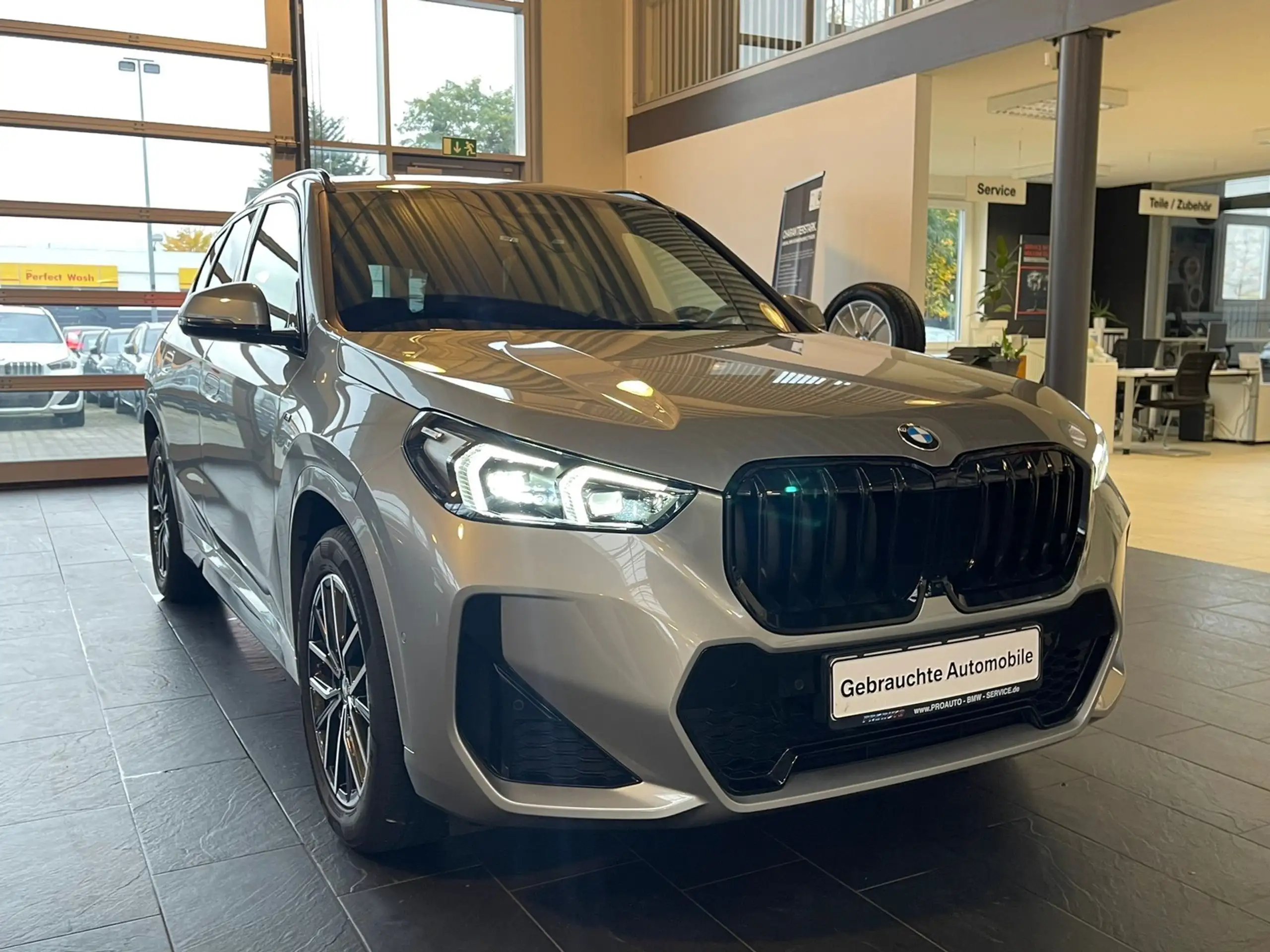 BMW - X1