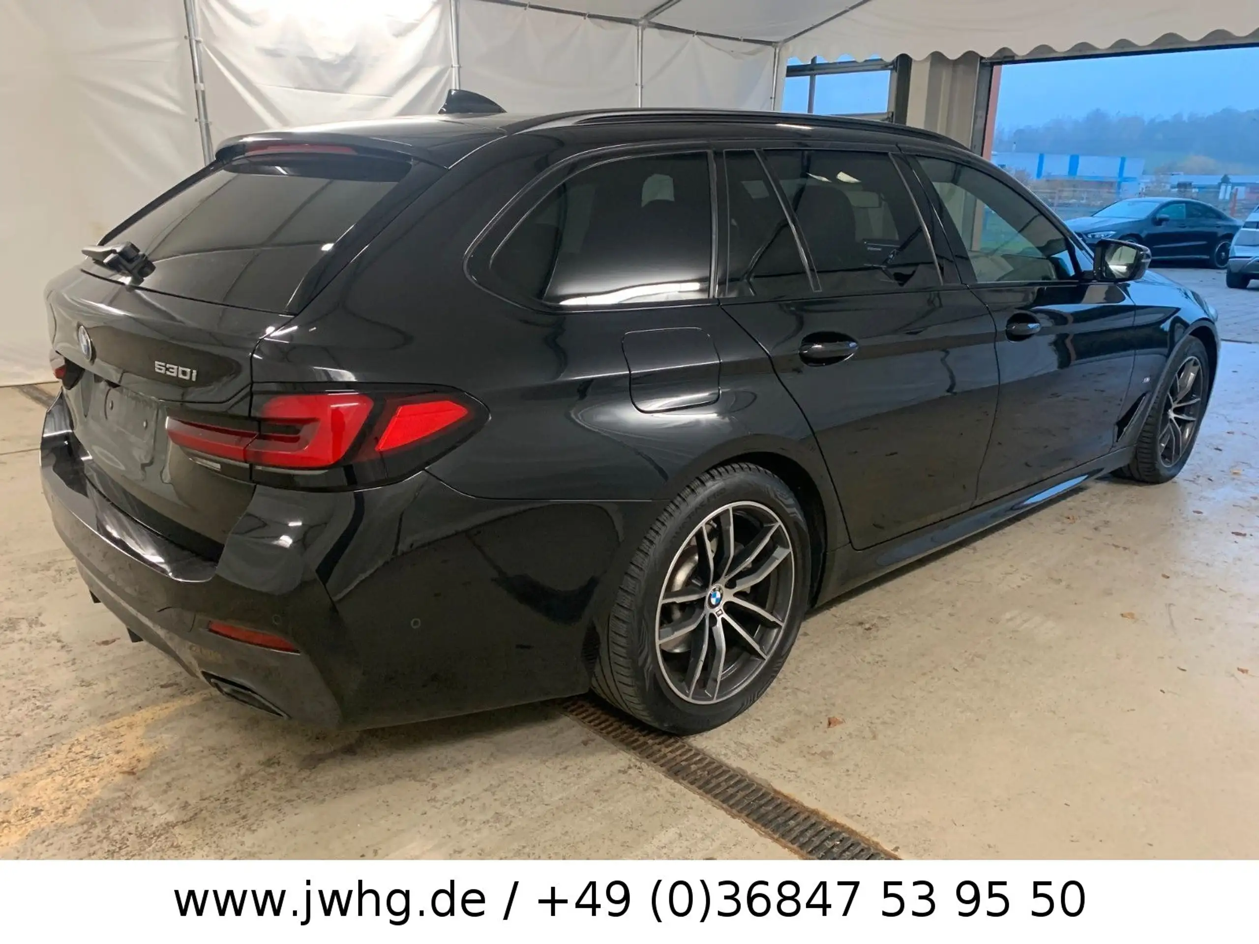 BMW - 530