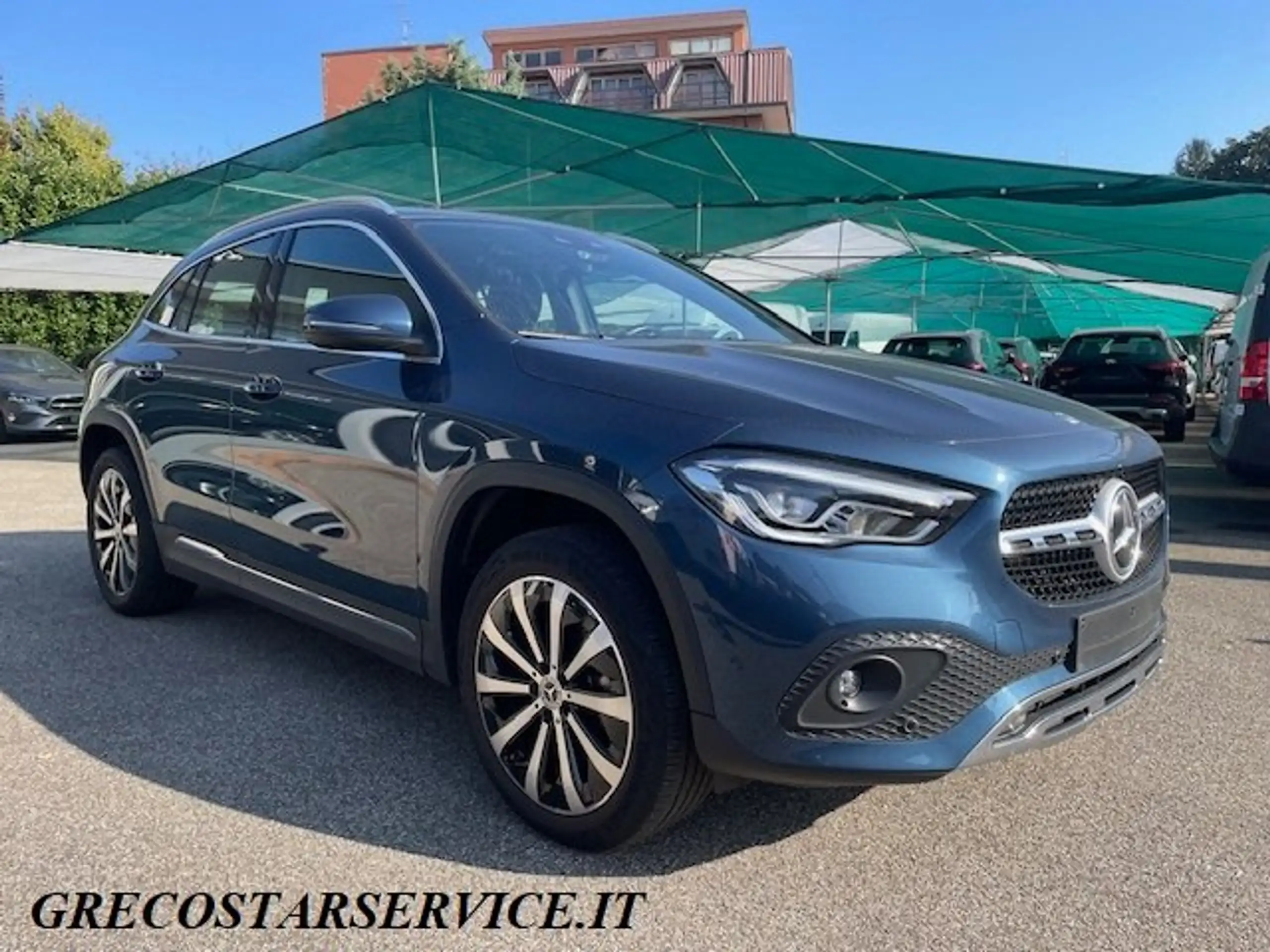 Mercedes-Benz - GLA 200