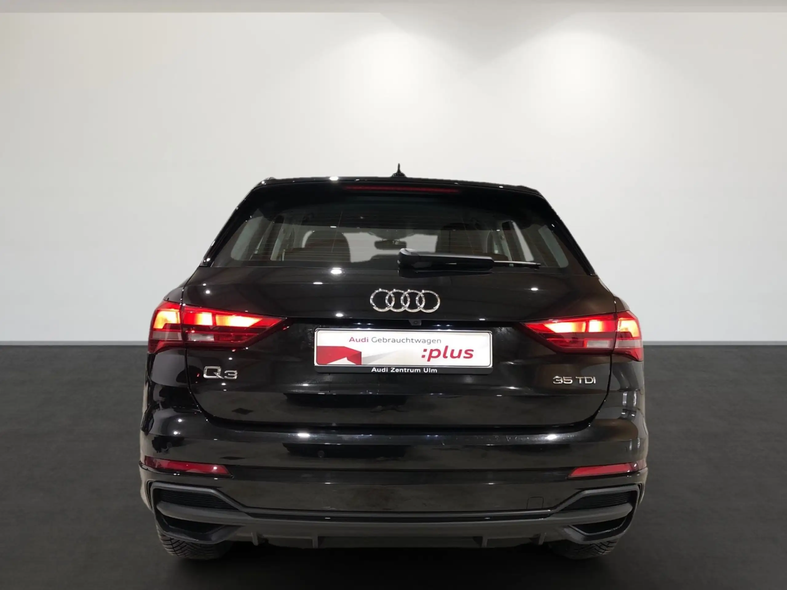 Audi - Q3