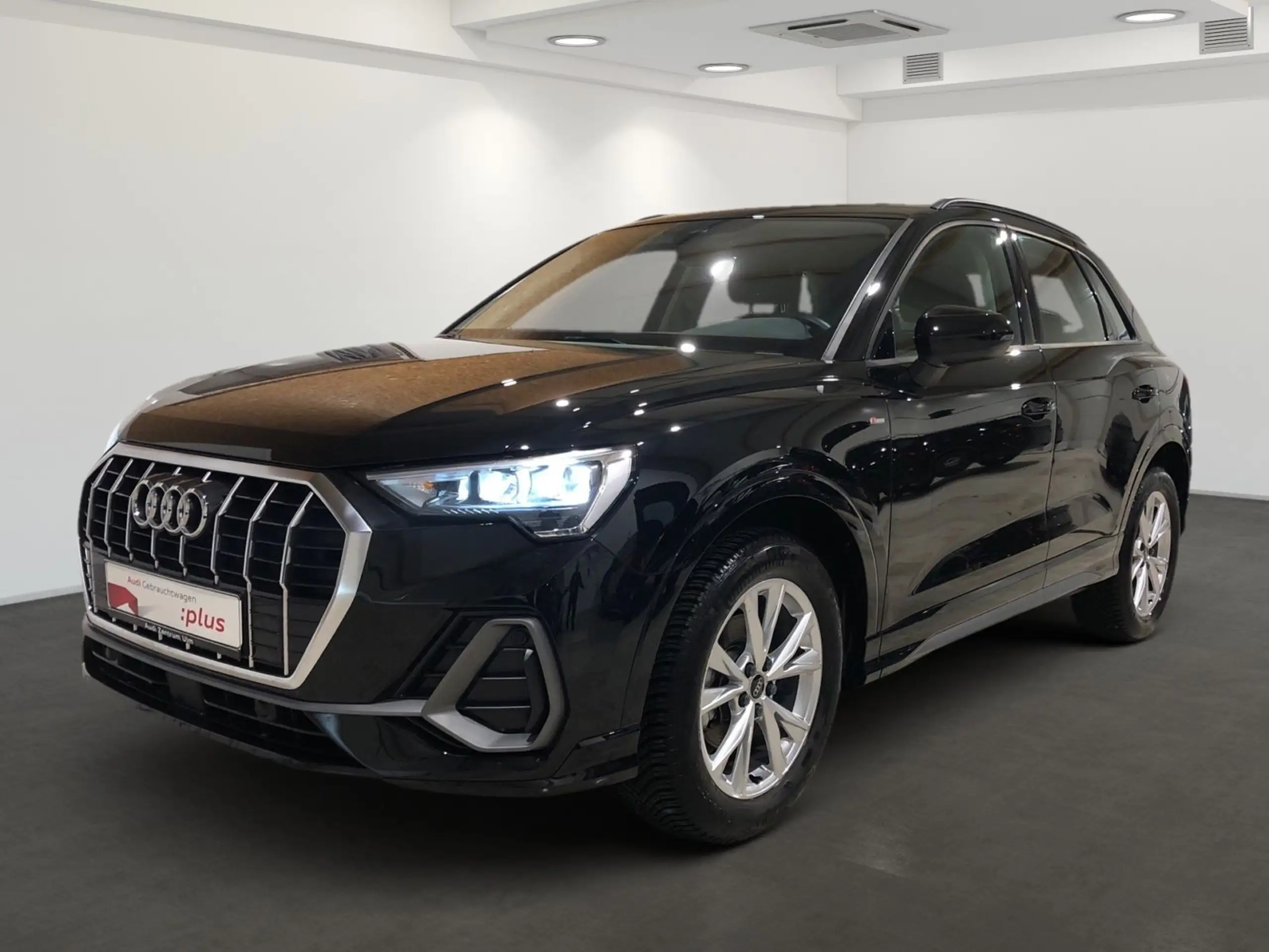 Audi - Q3