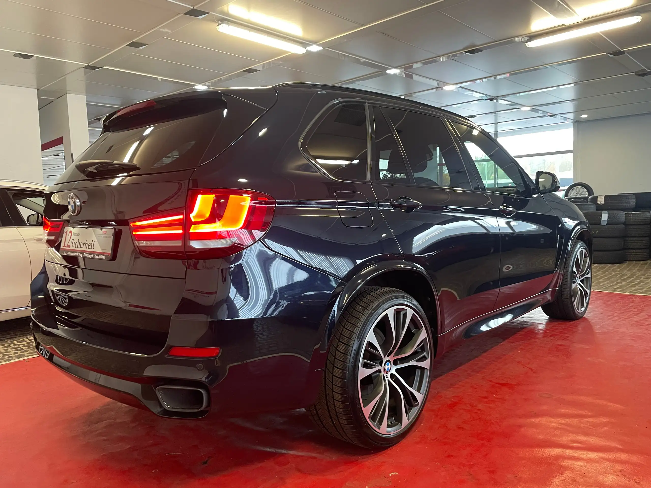 BMW - X5 M