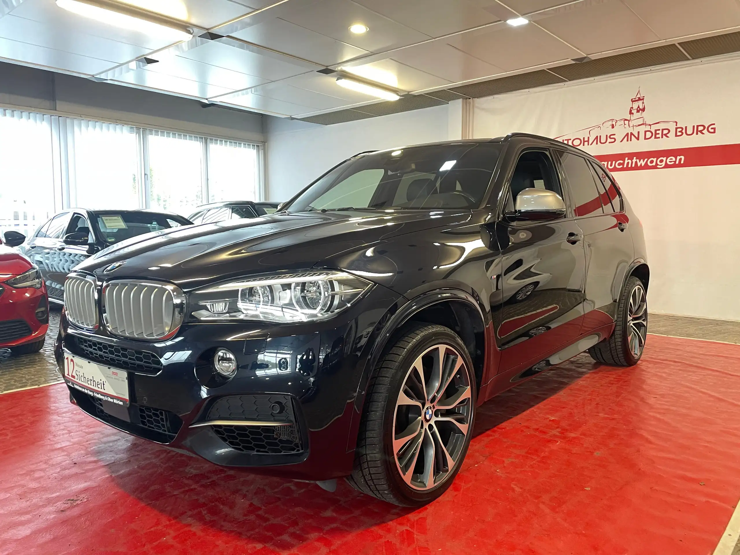 BMW - X5 M