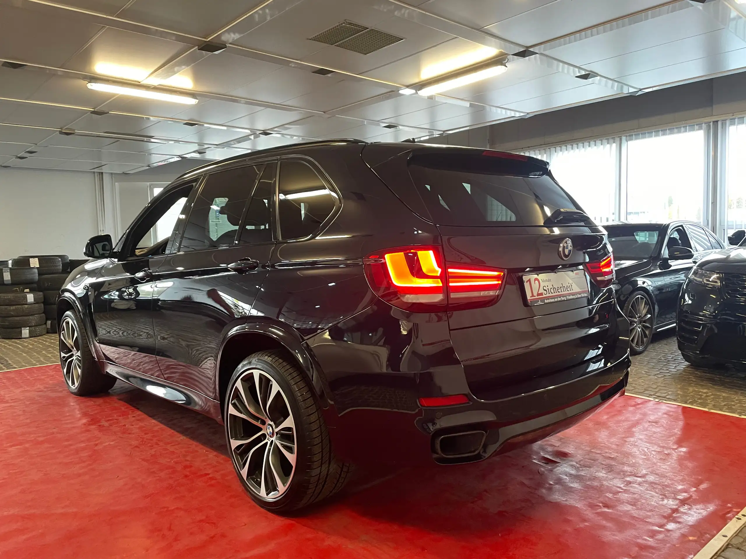 BMW - X5 M