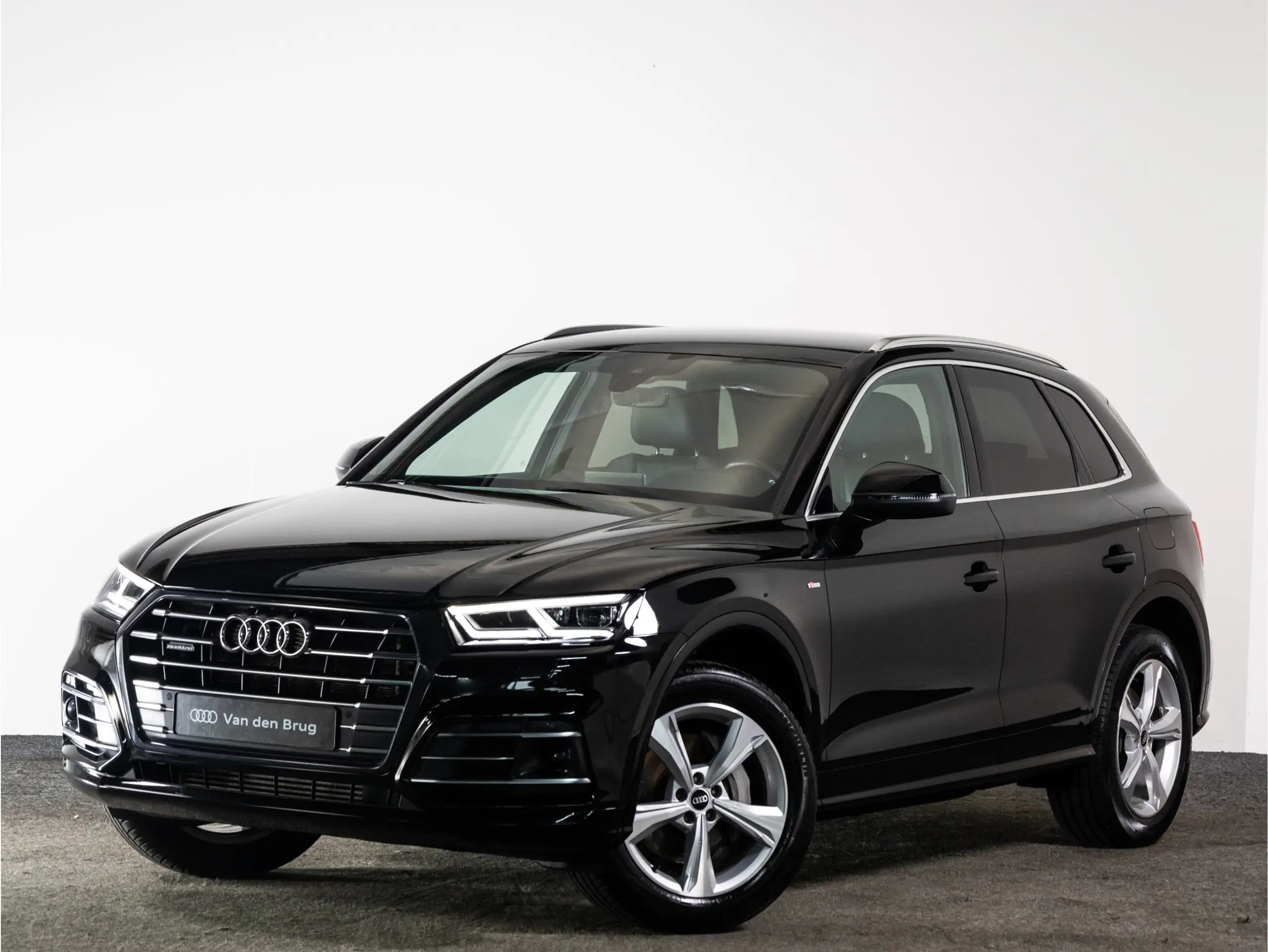 Audi - Q5