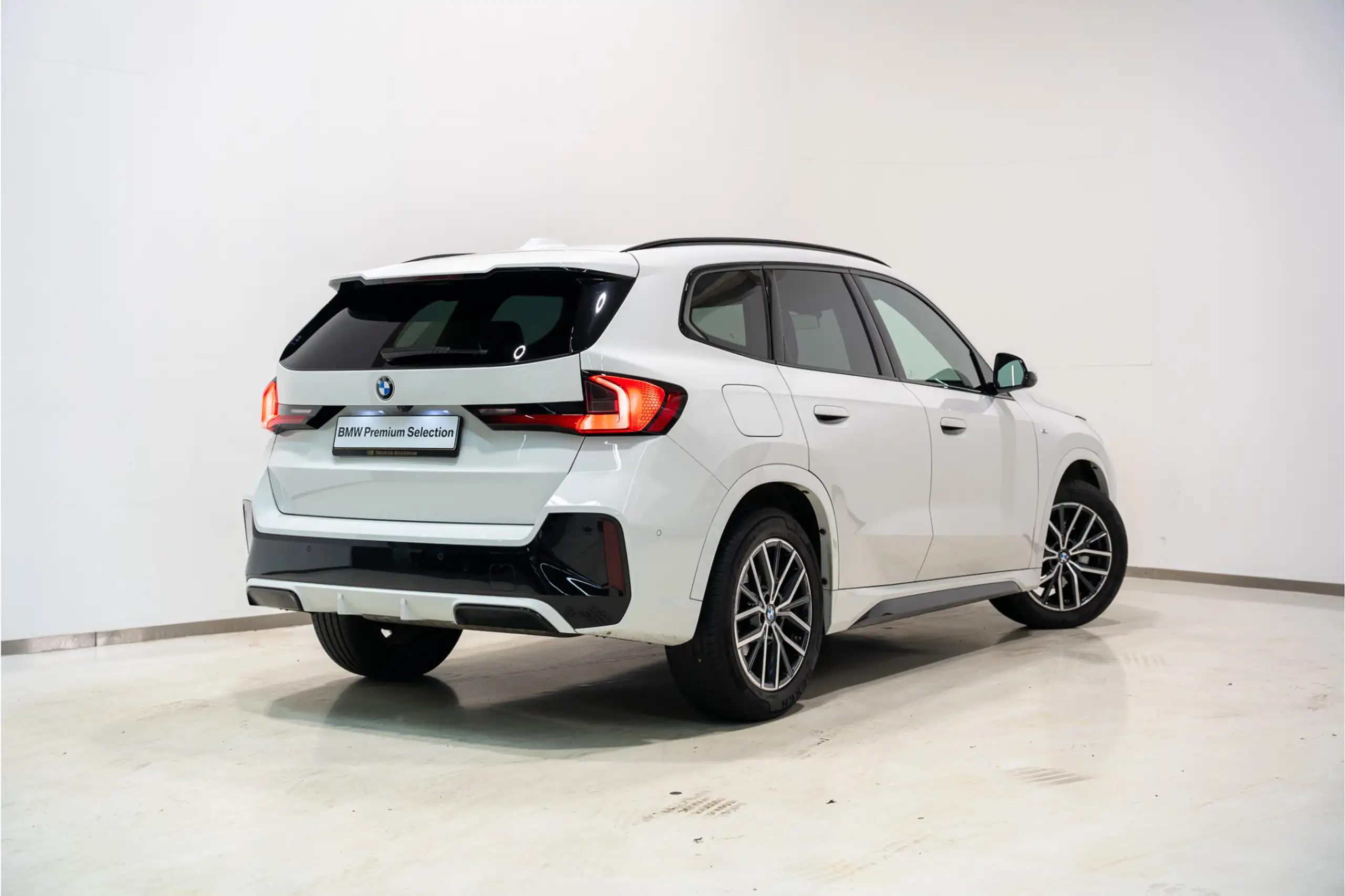 BMW - X1