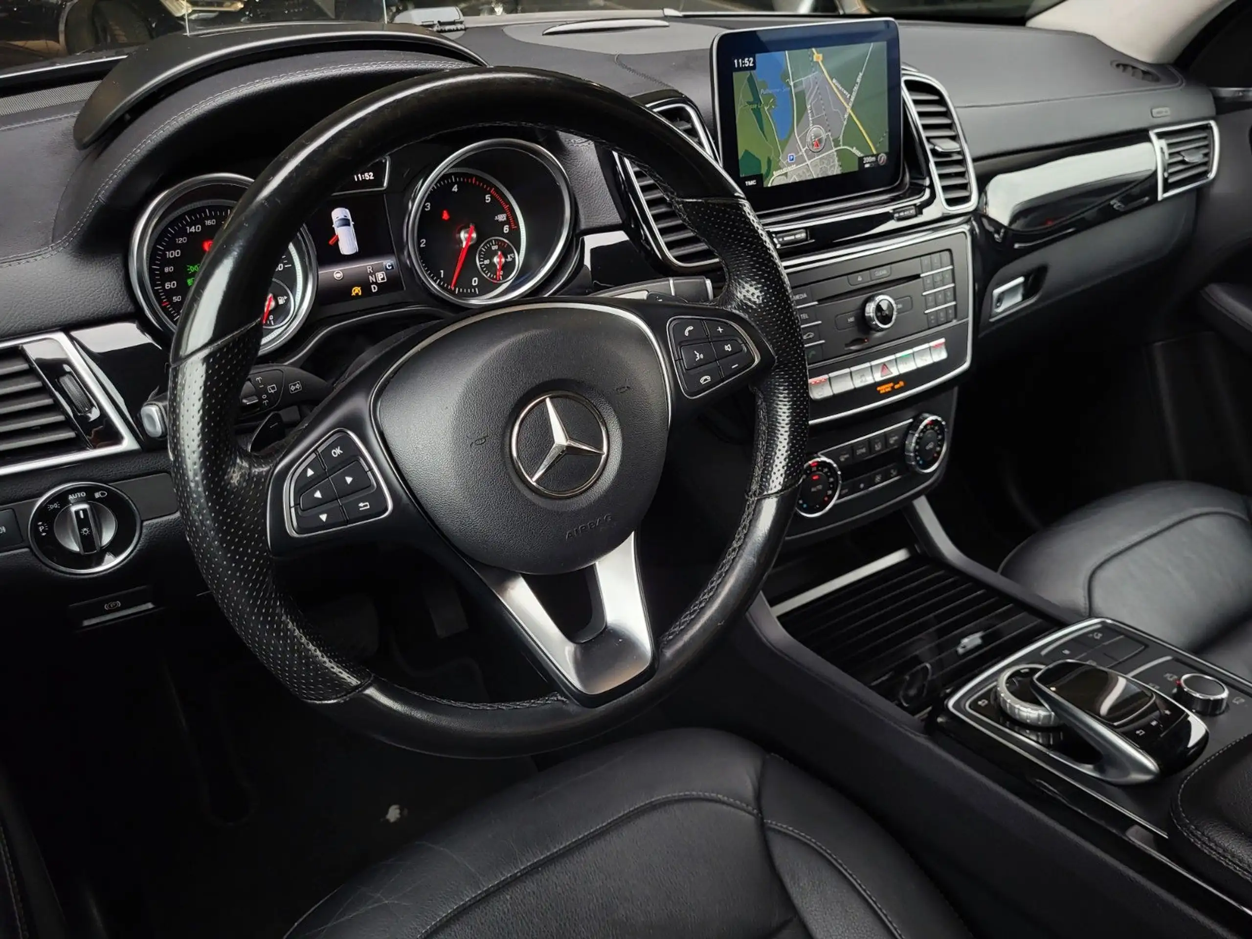 Mercedes-Benz - GLE 350