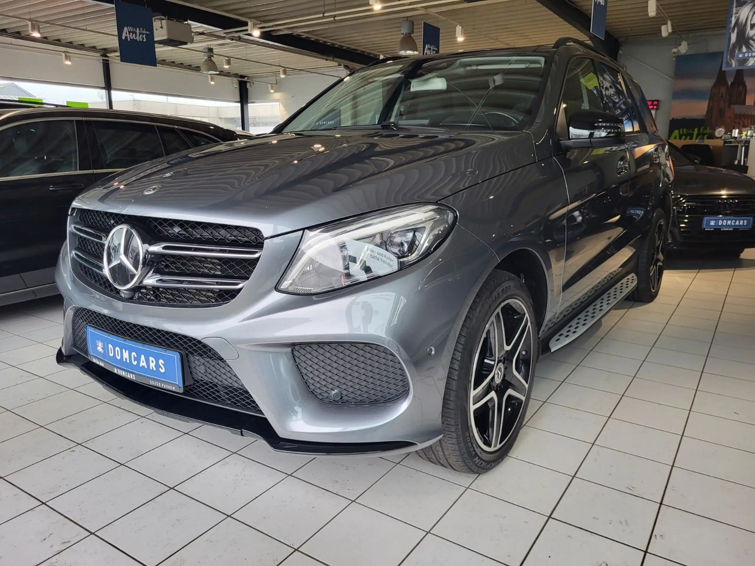 Mercedes-Benz - GLE 350