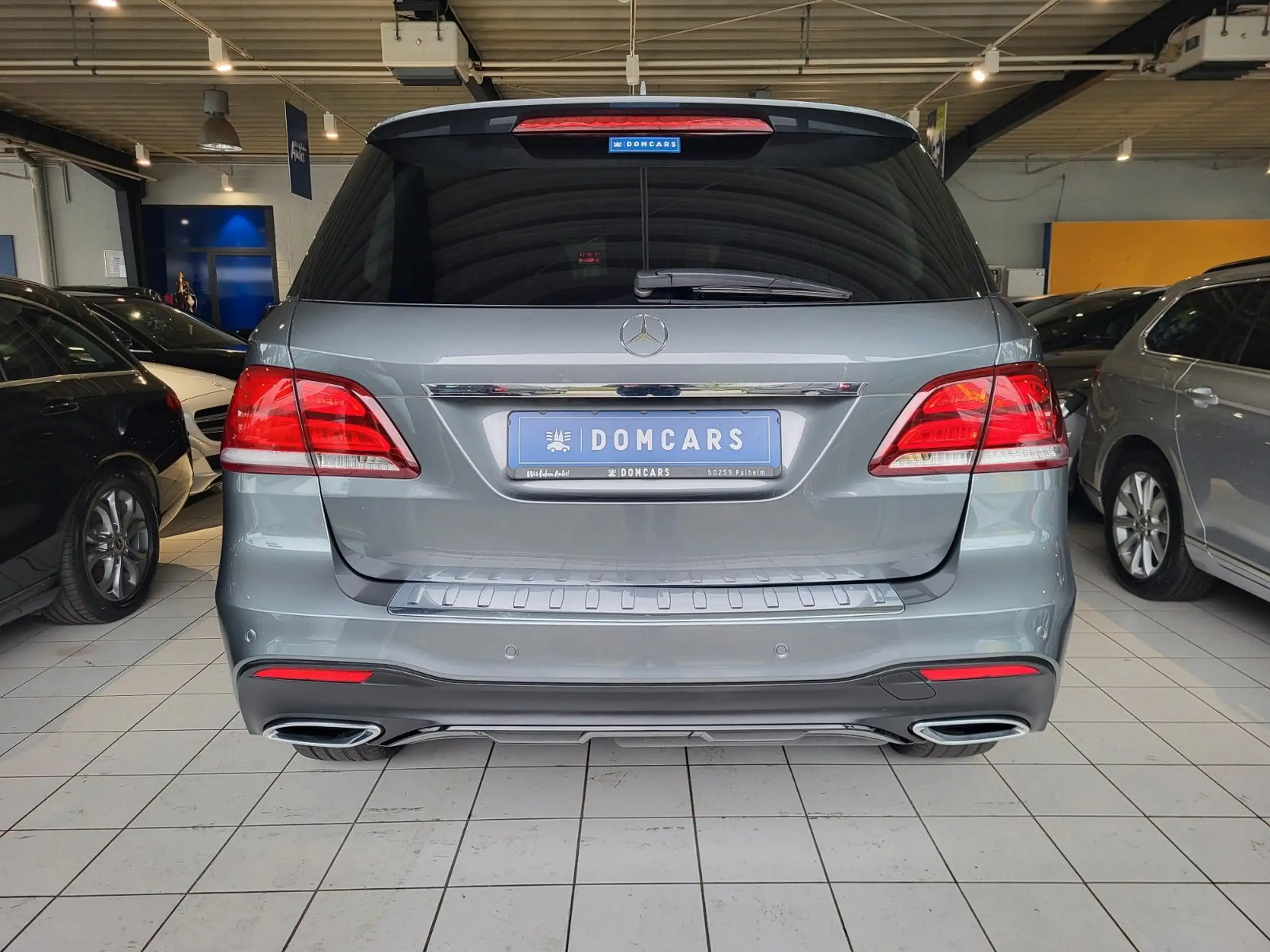 Mercedes-Benz - GLE 350