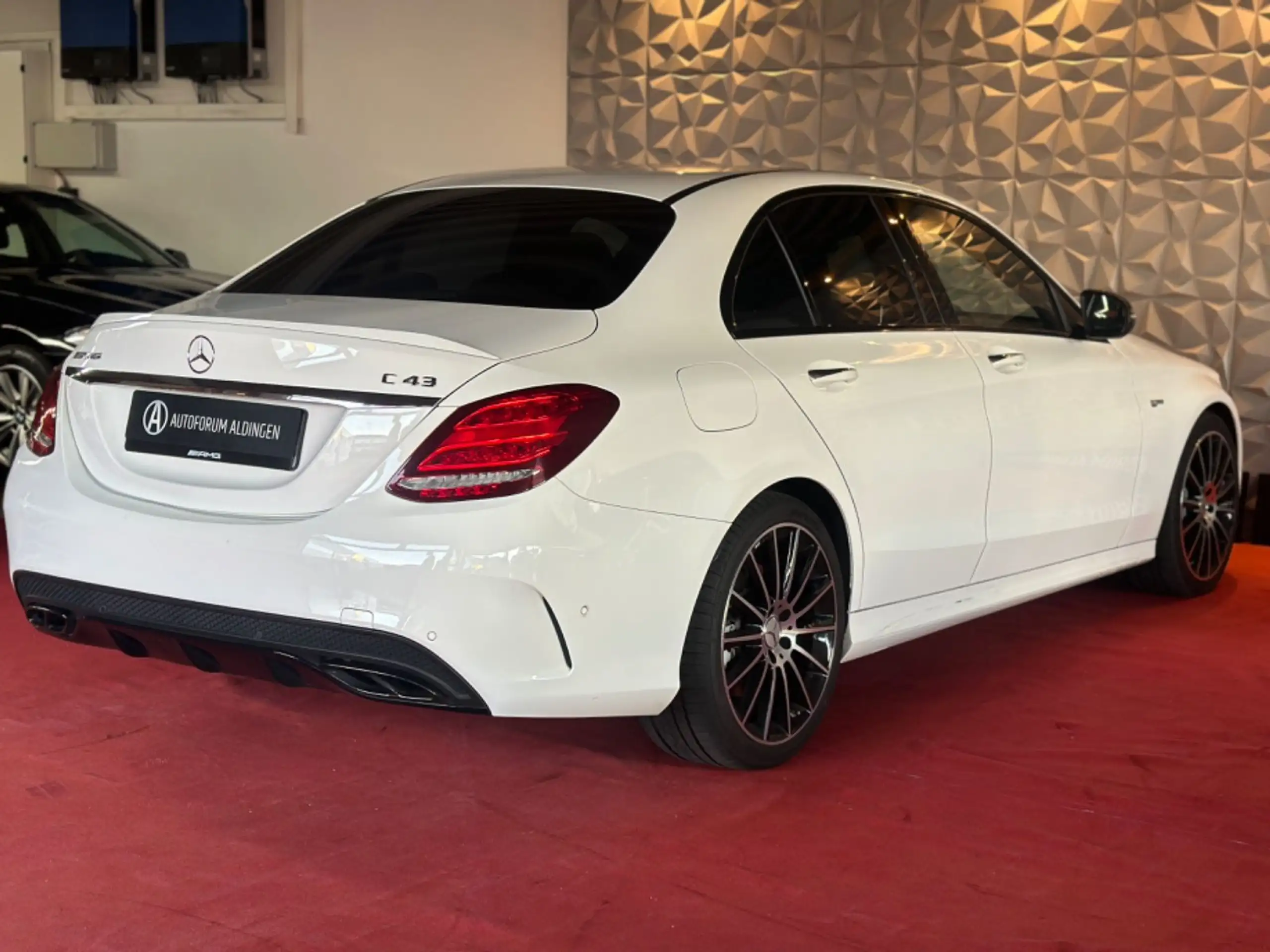 Mercedes-Benz - C 43 AMG