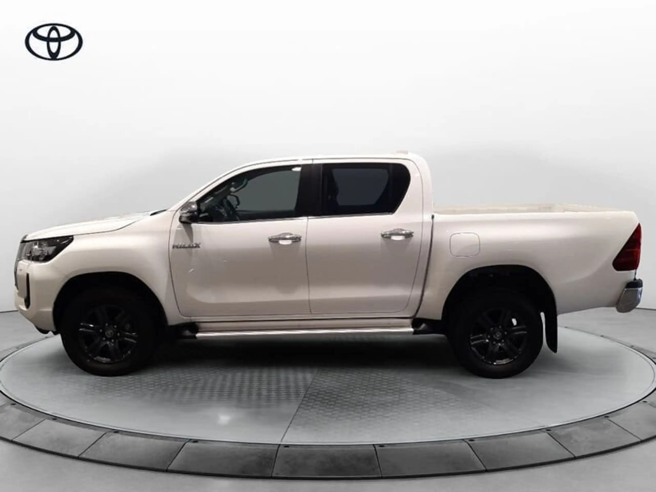 Toyota - Hilux